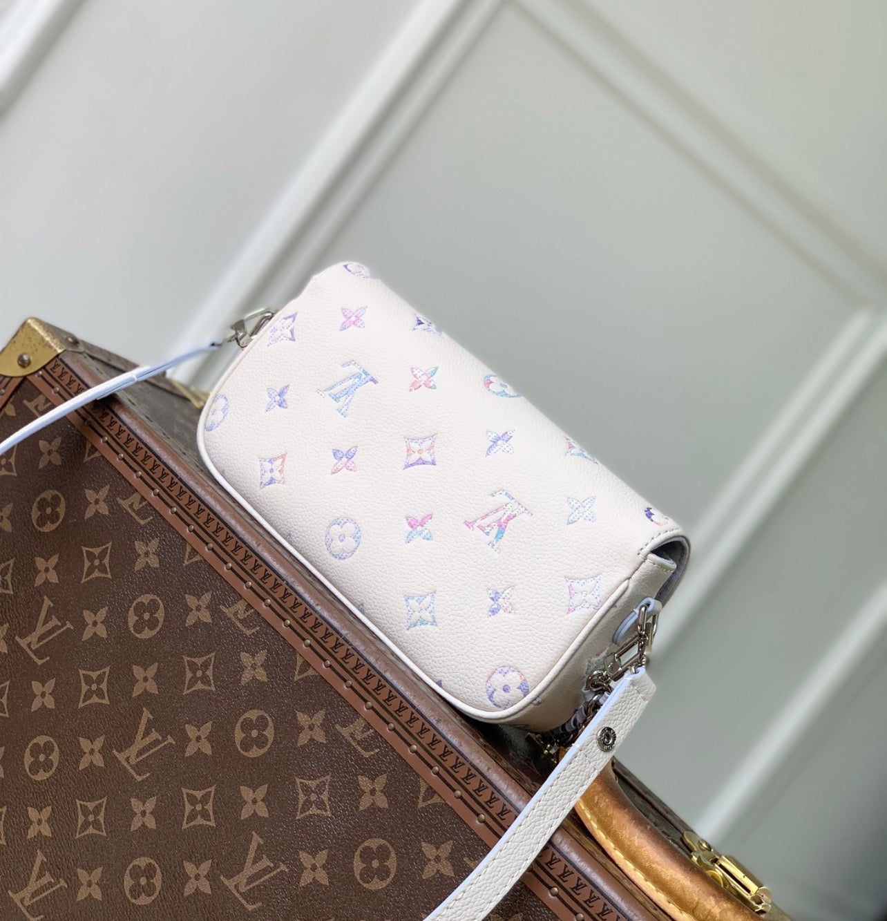 Ivy Chain Bag