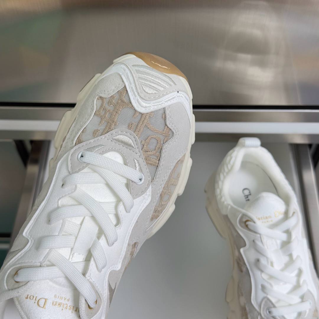 Vibe Trainers