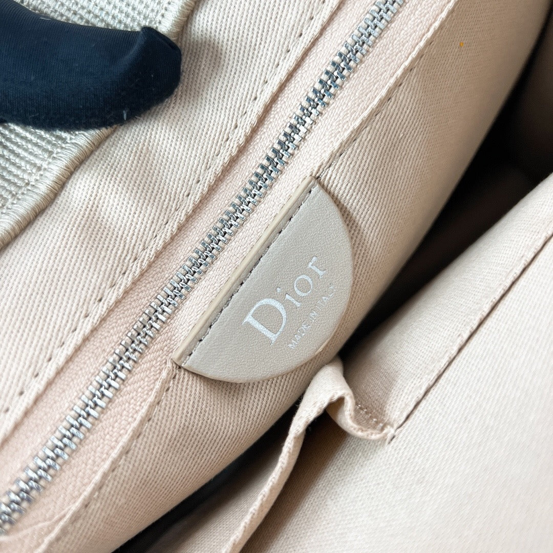 Medium Book Tote