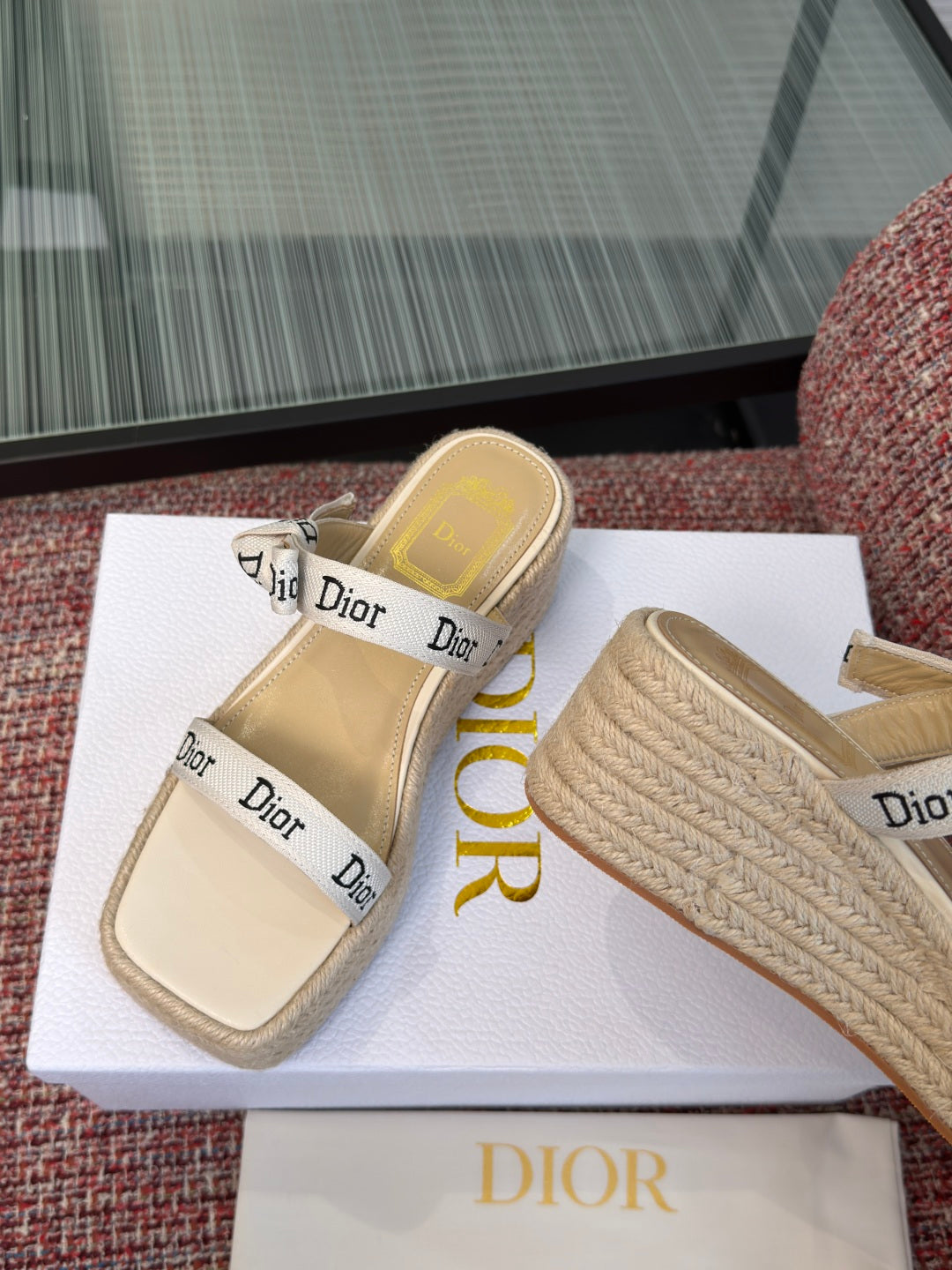 Cotton Wedges