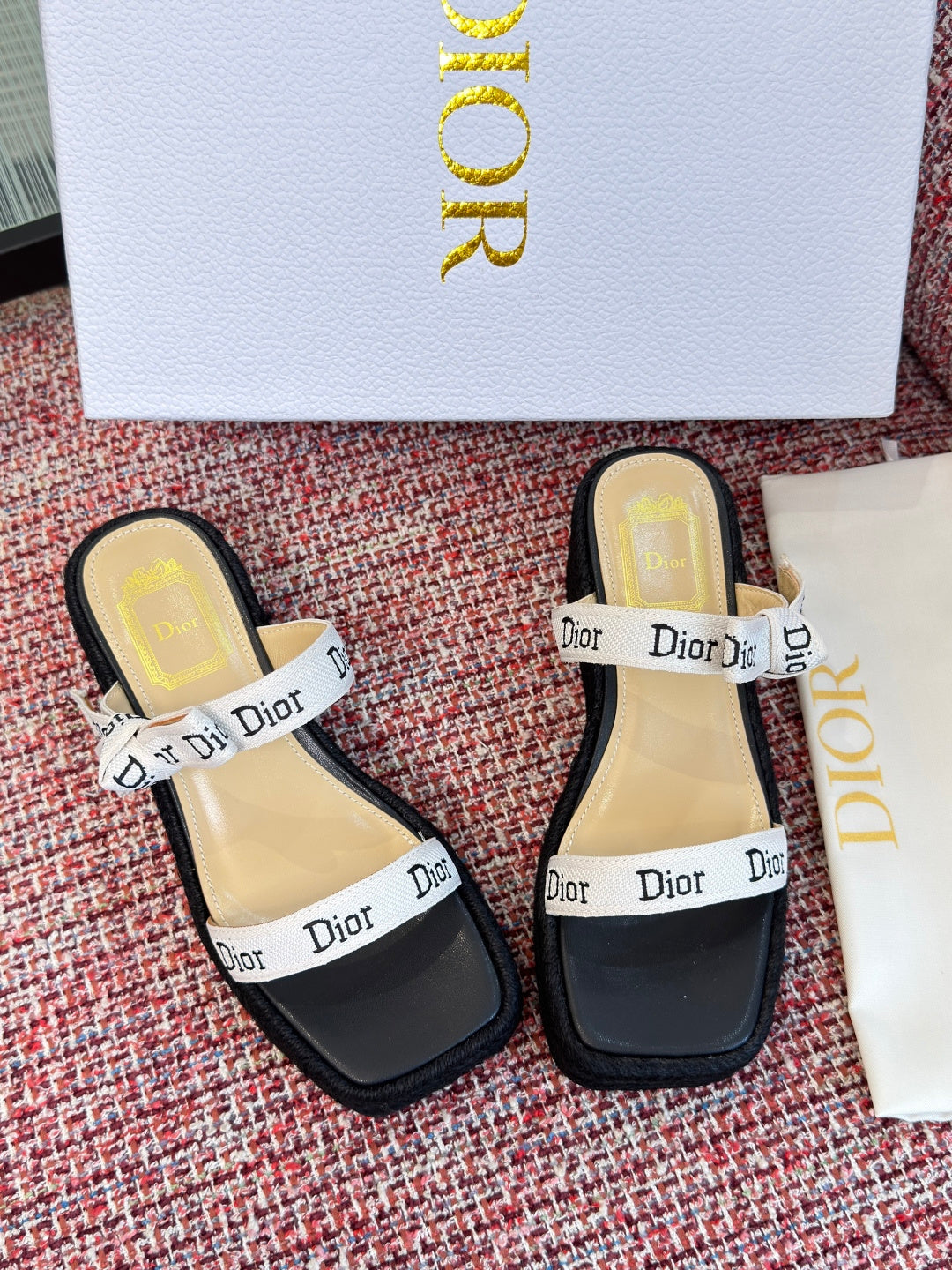 Cotton Wedges