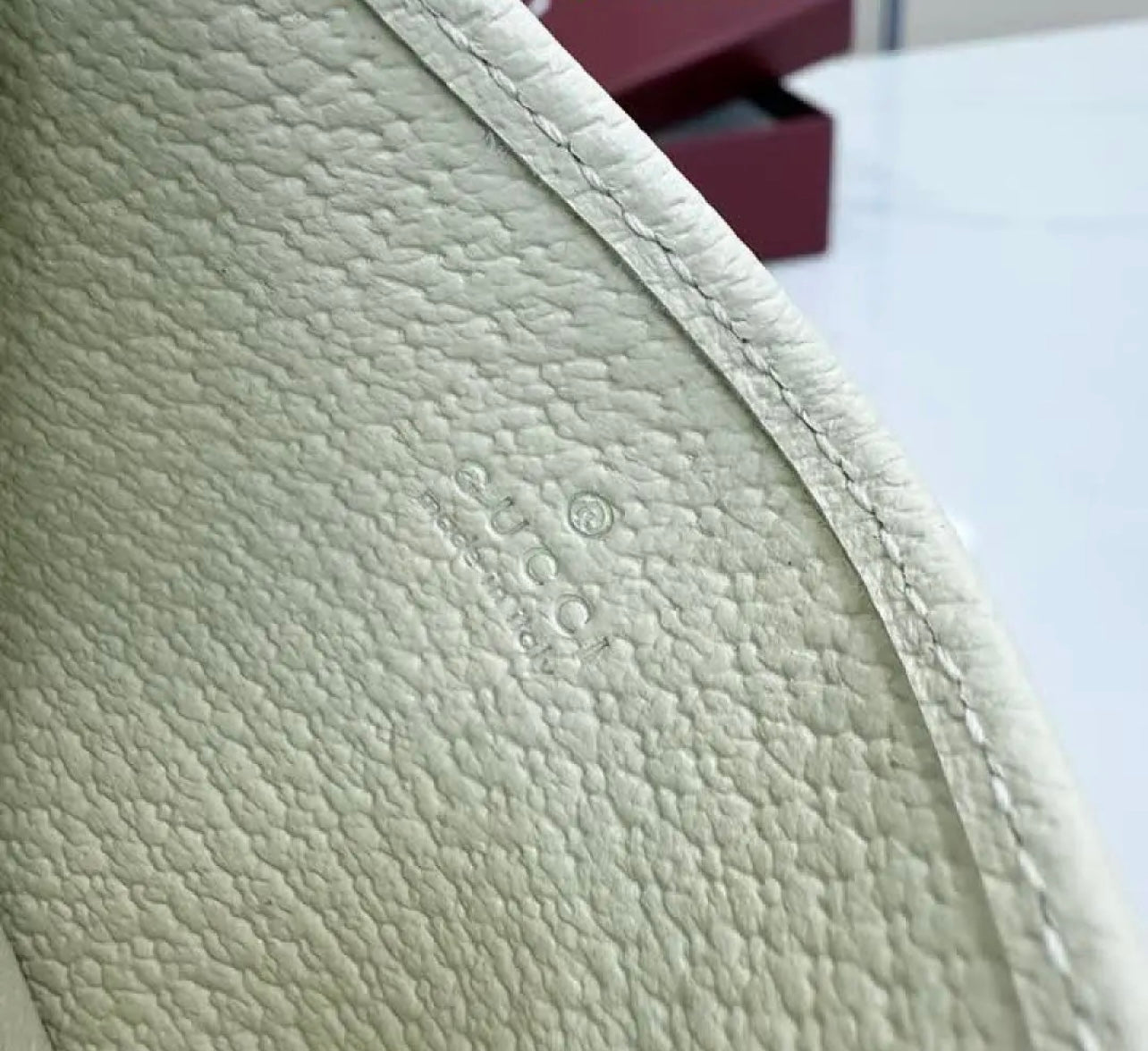 Ophidia Card Holder