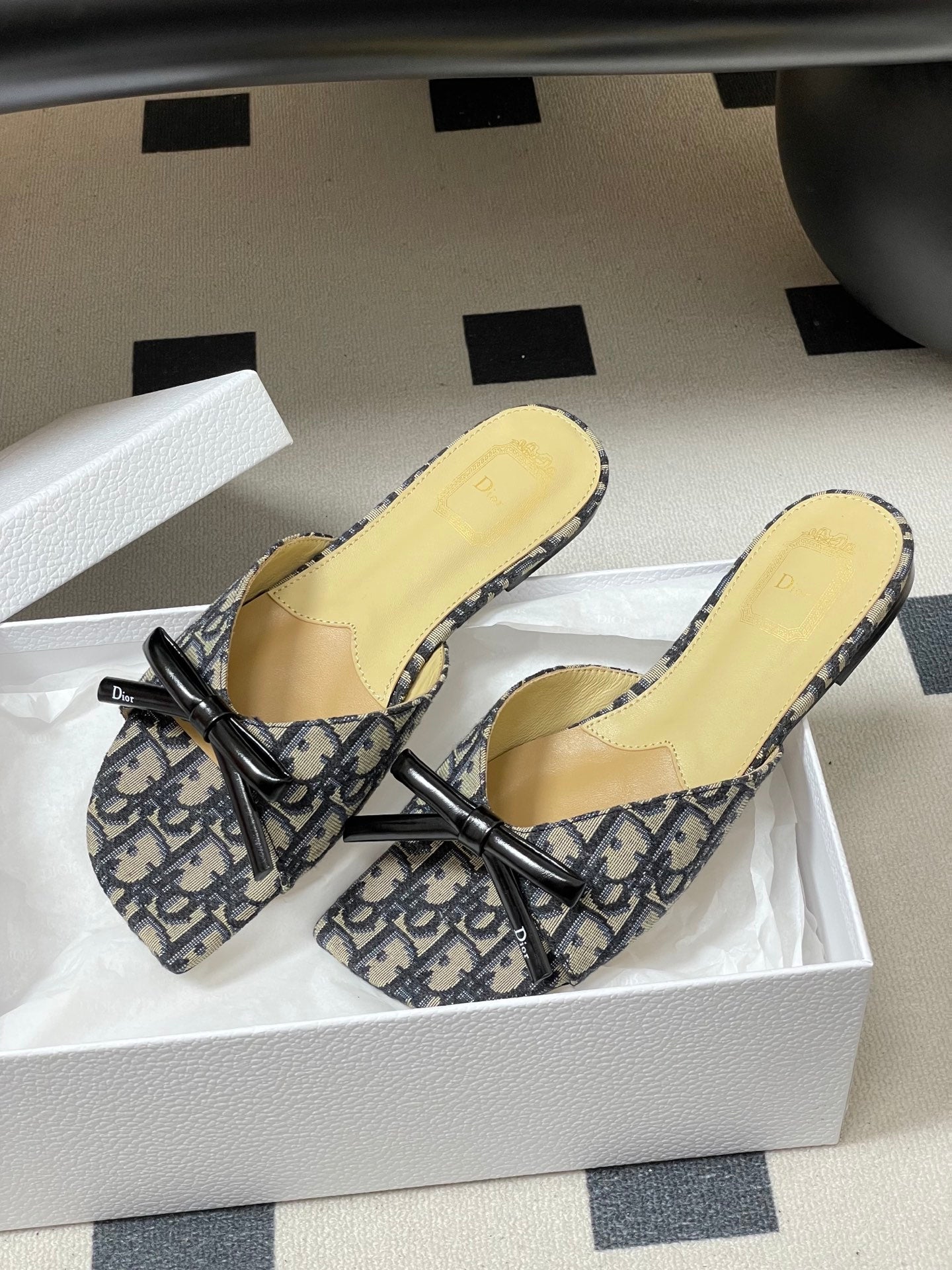 Oblique Mules