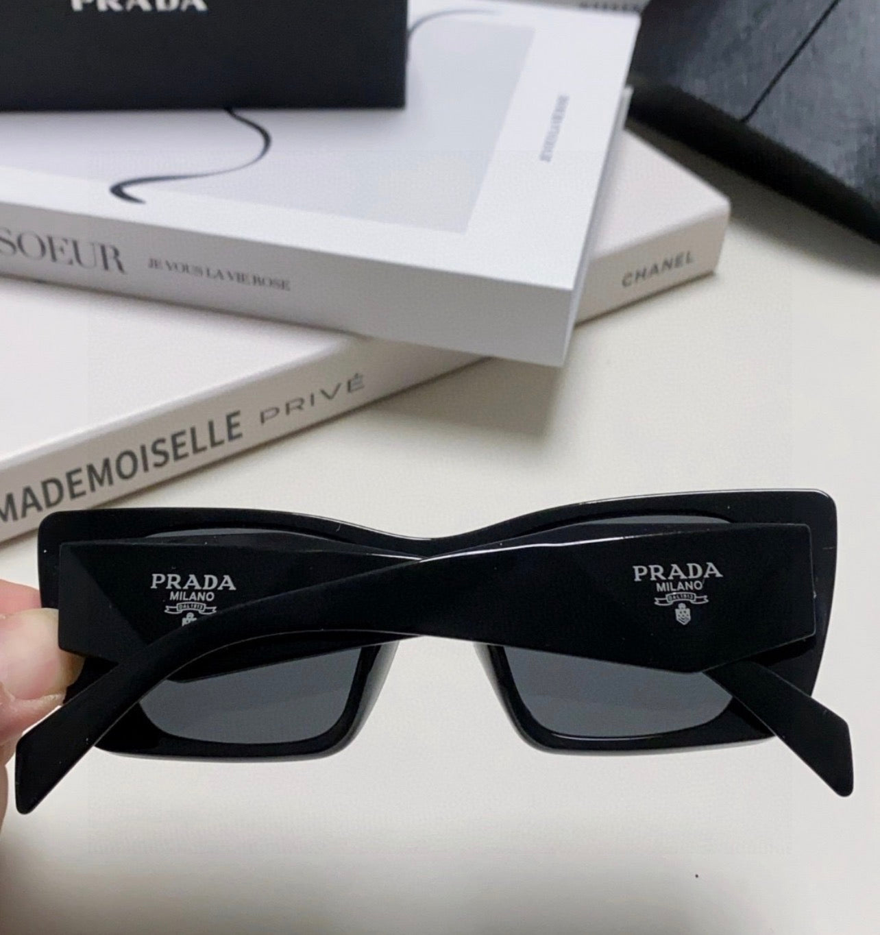 Logo Sunglasses
