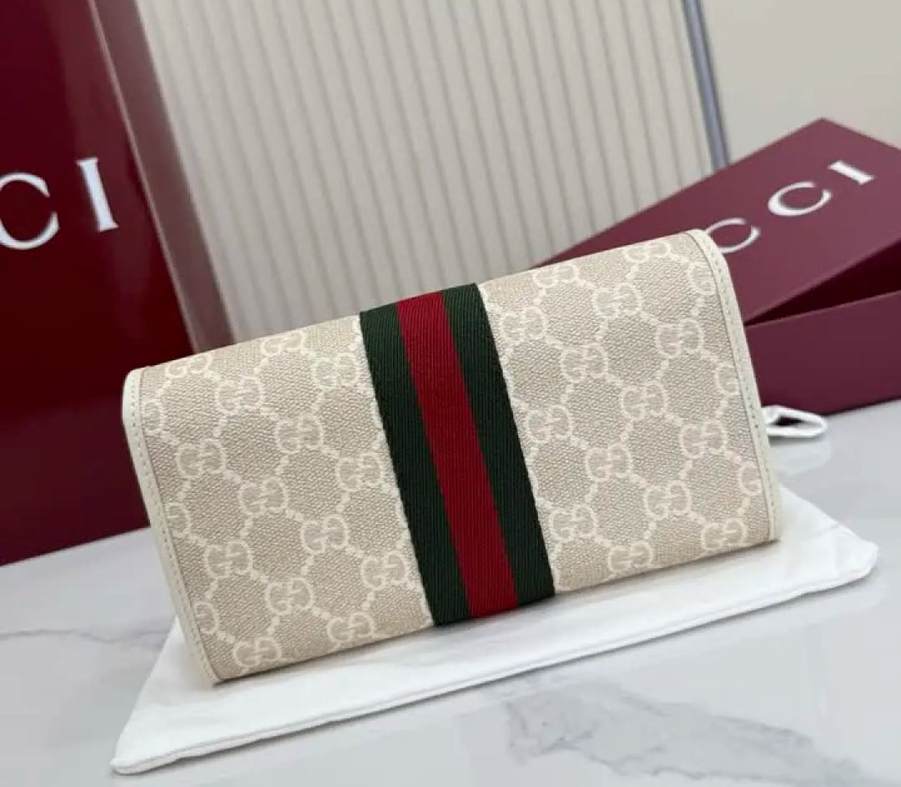 Continental Wallet