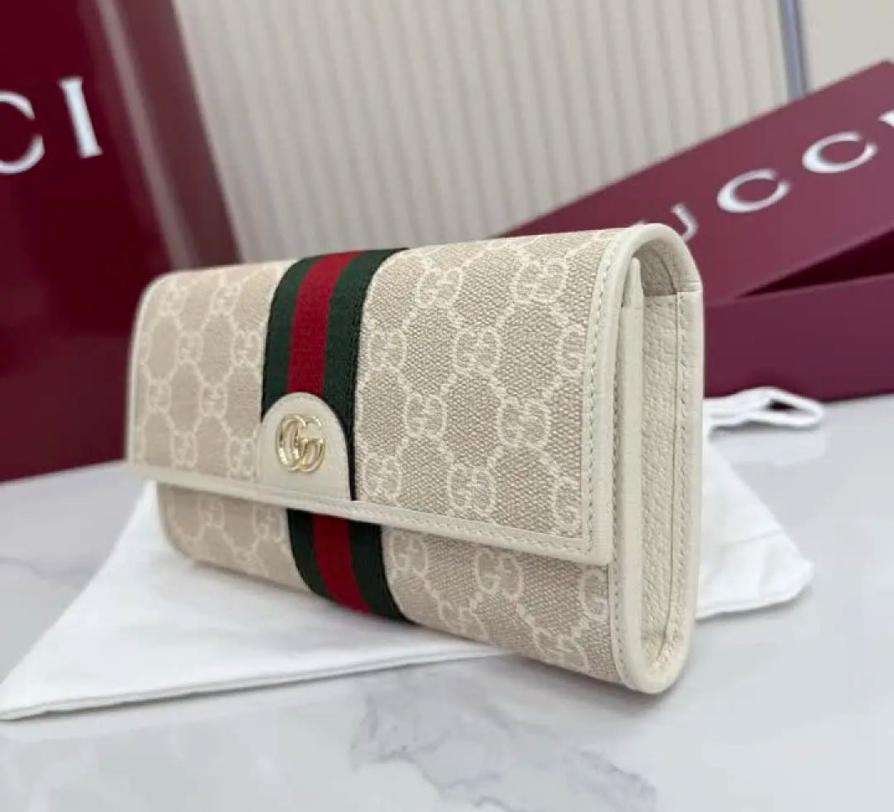 Continental Wallet