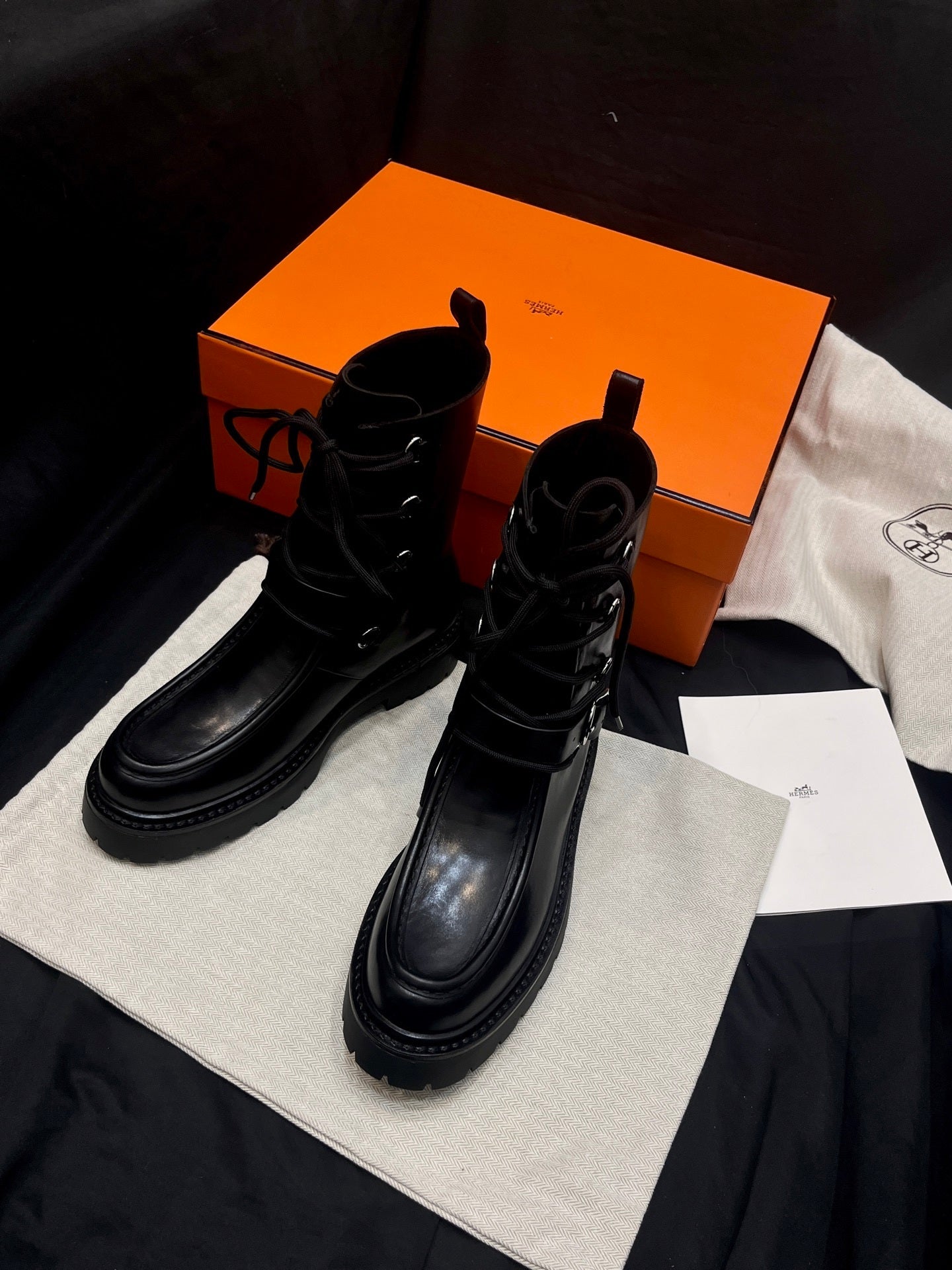 Land Boots