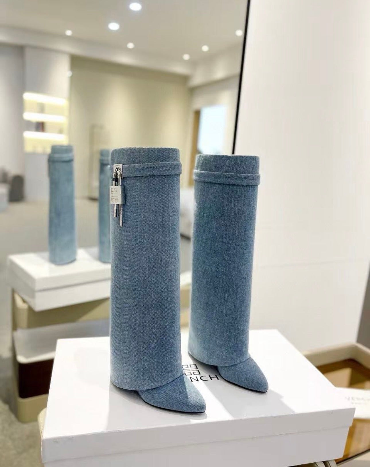 Shark Lock Boots