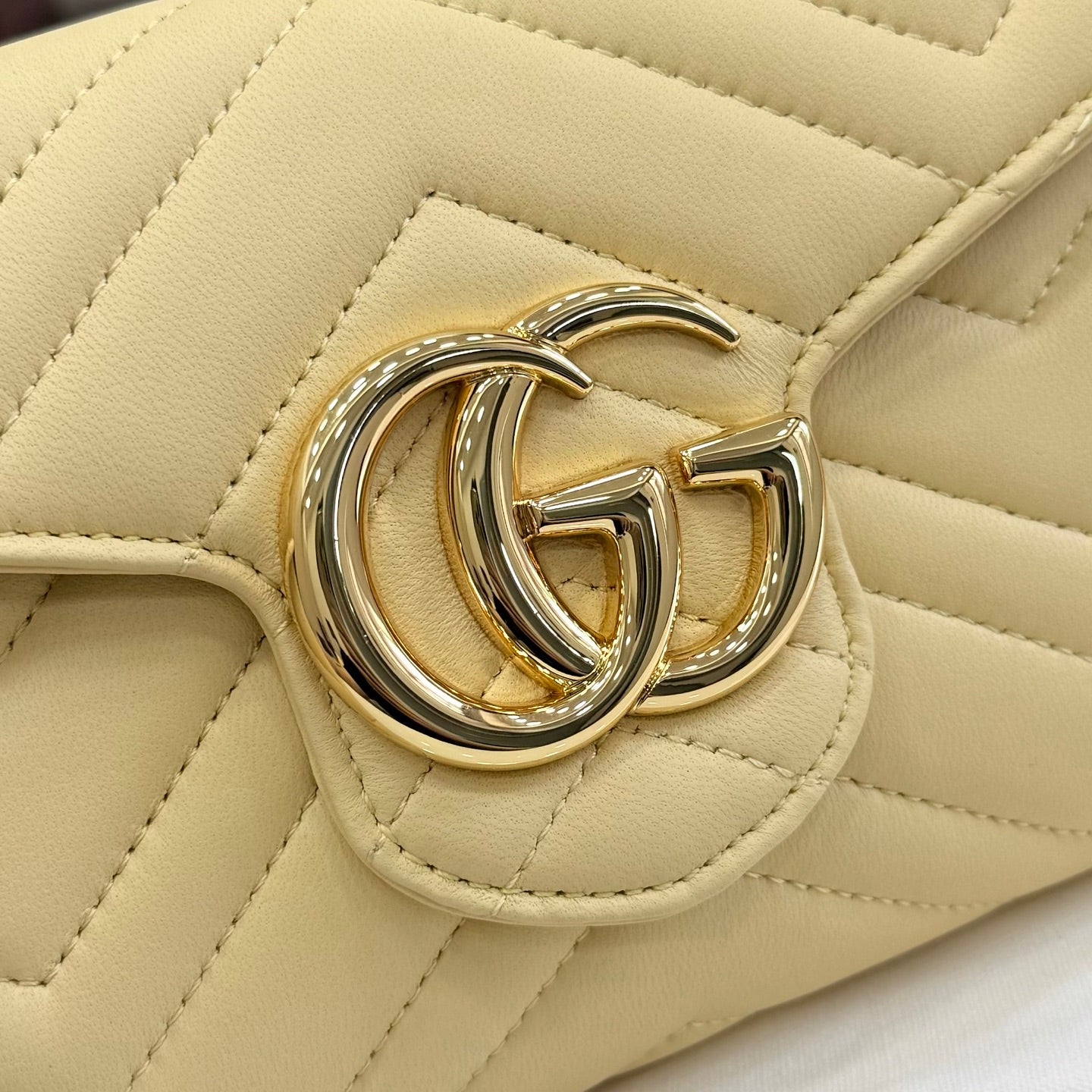 Marmont Clutch
