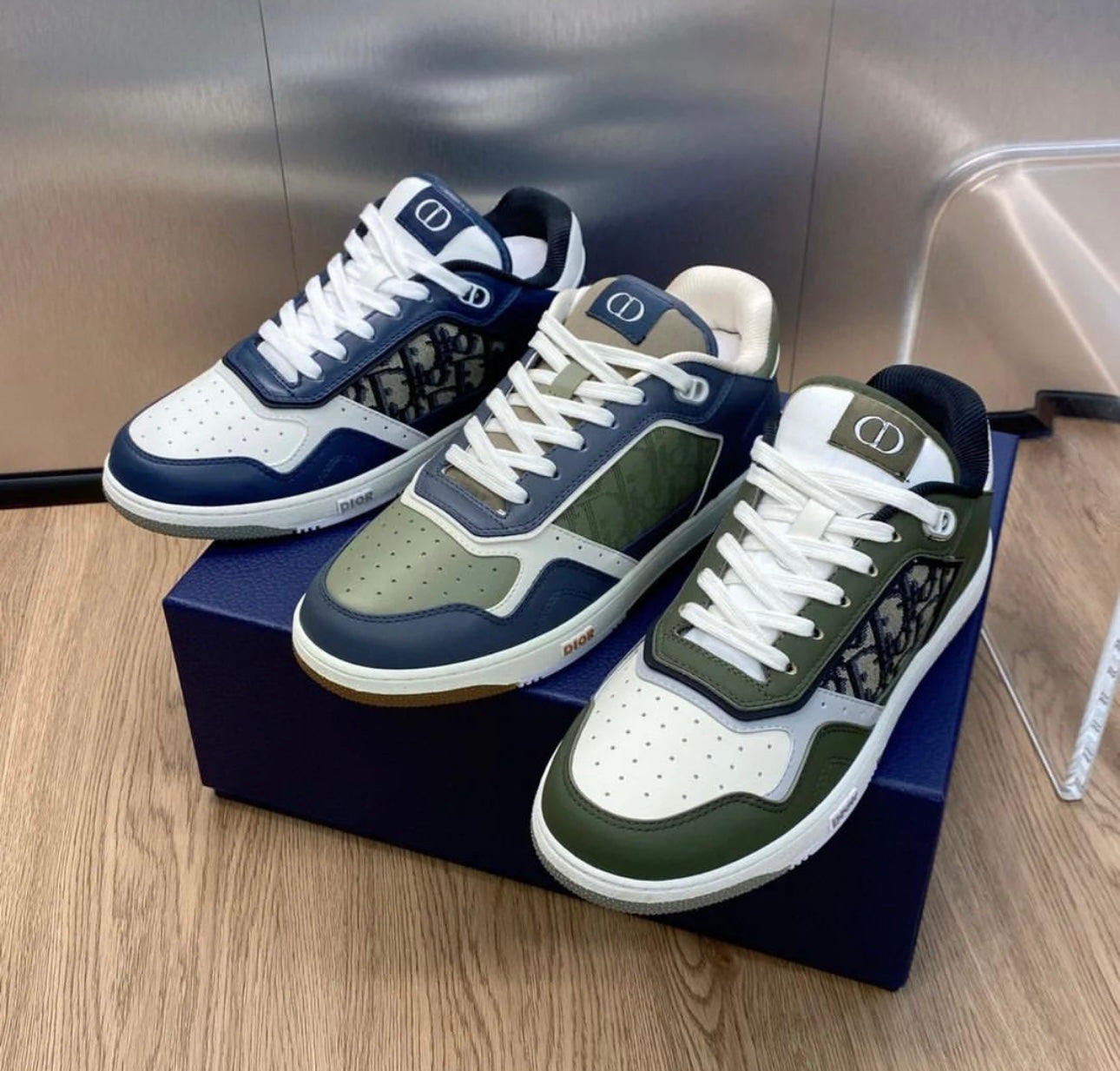 B27 Sneaker