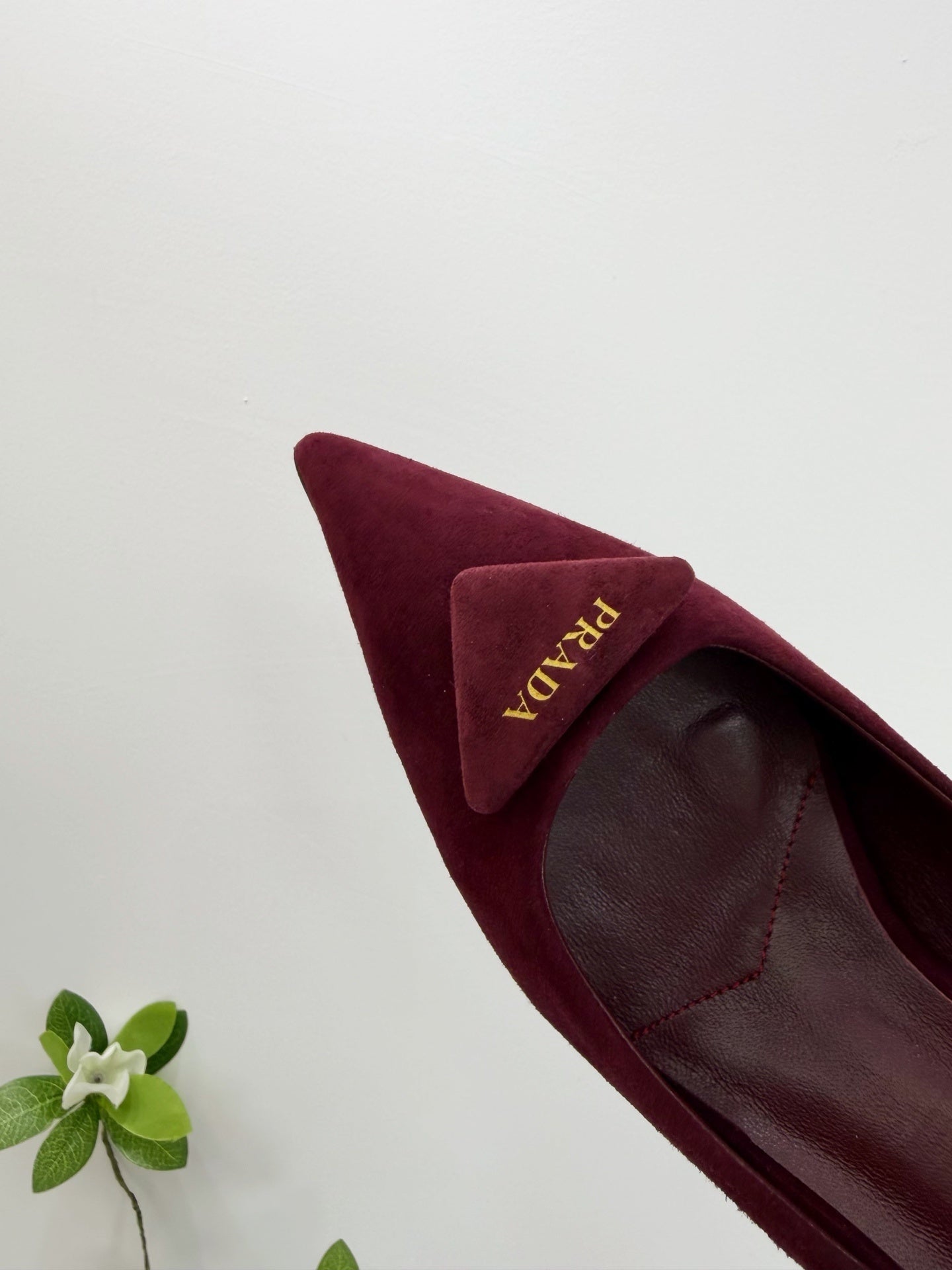 Suede Pumps