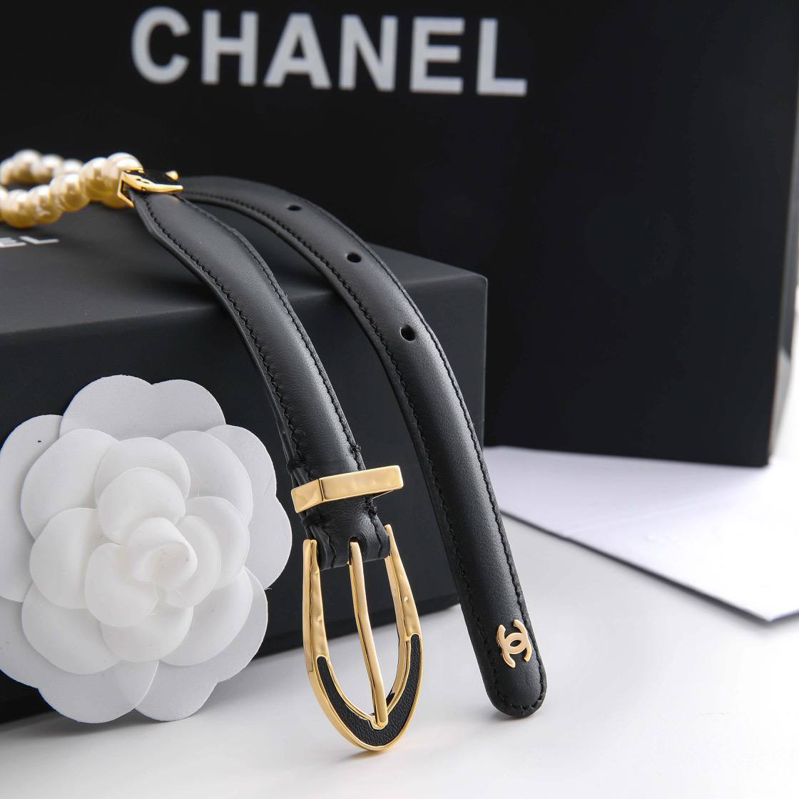 Pearl Belt