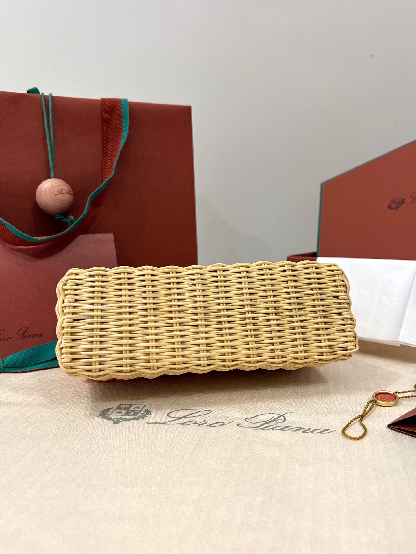 Extra Wicker Bag
