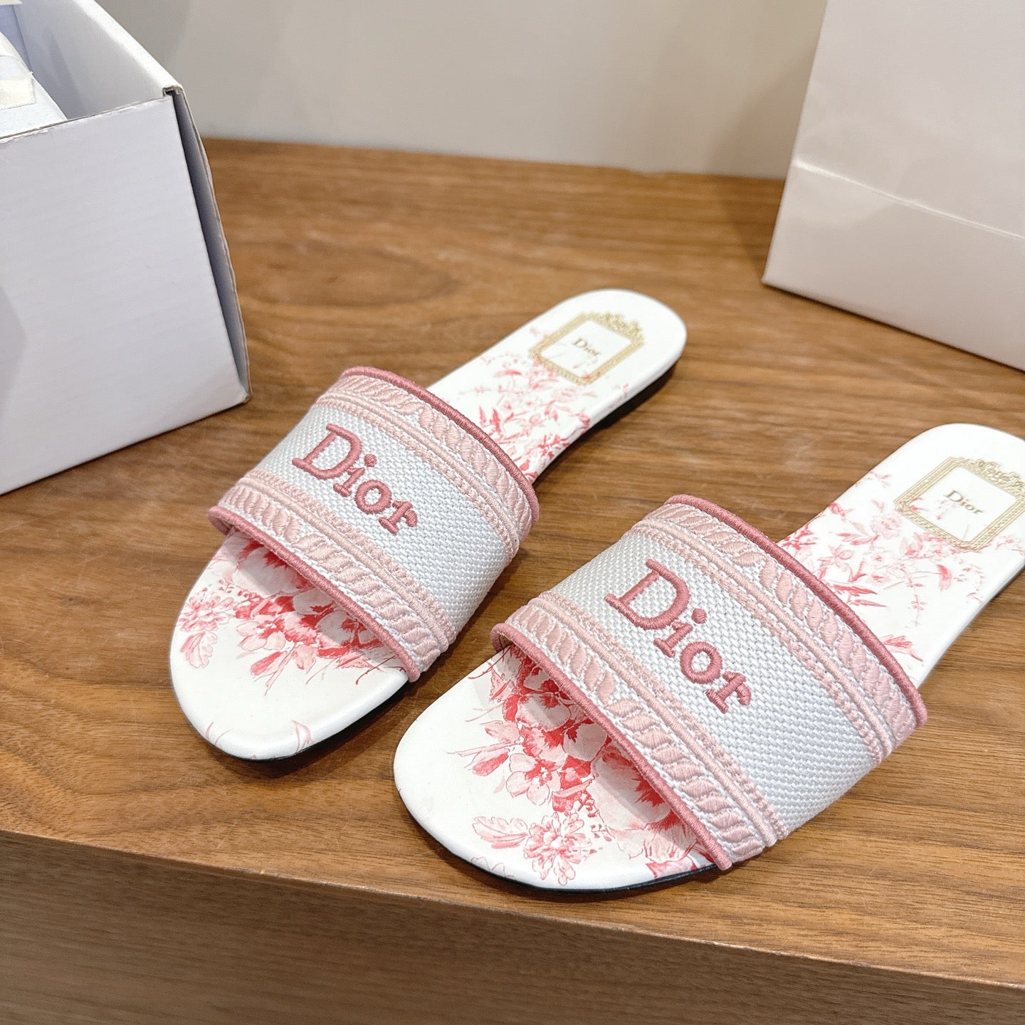 Dway Mules