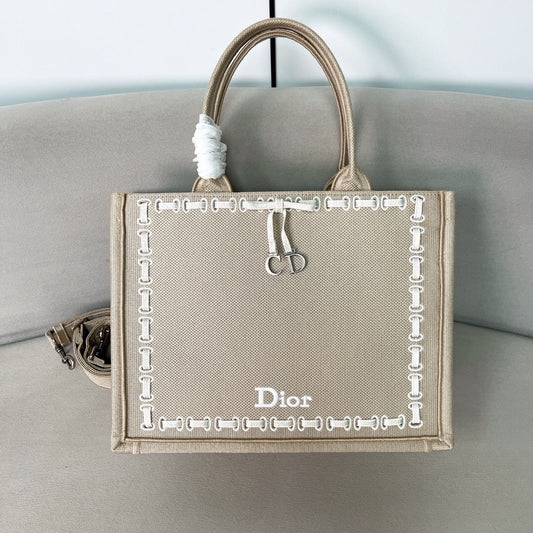 Medium Book Tote