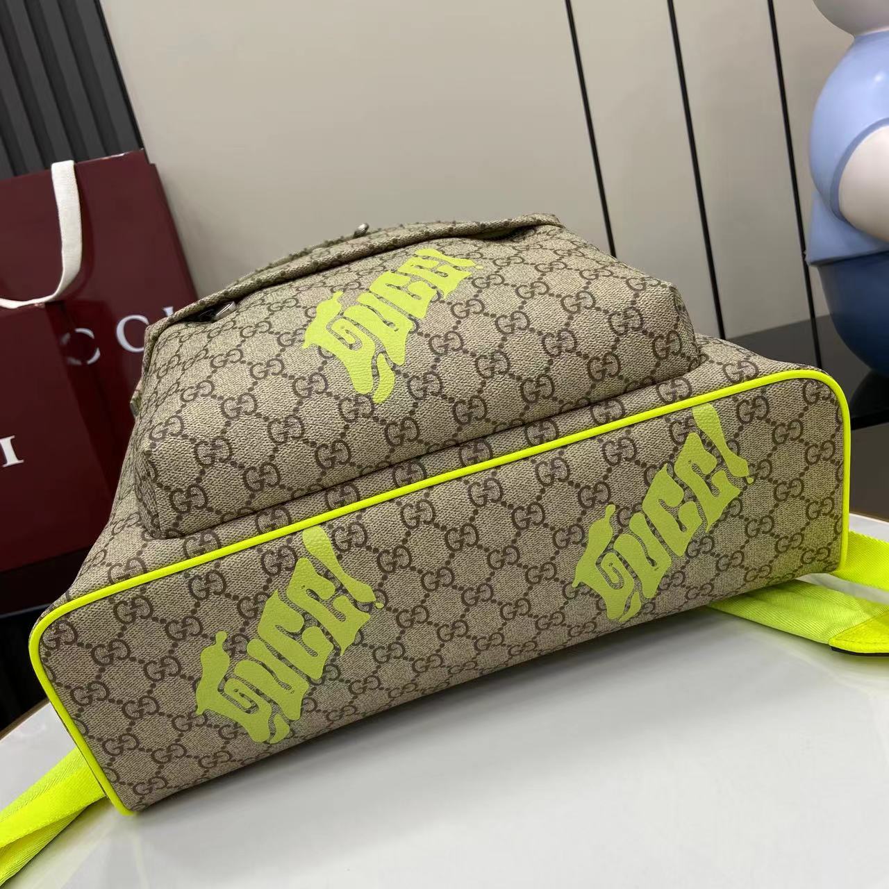 Medium Backpack