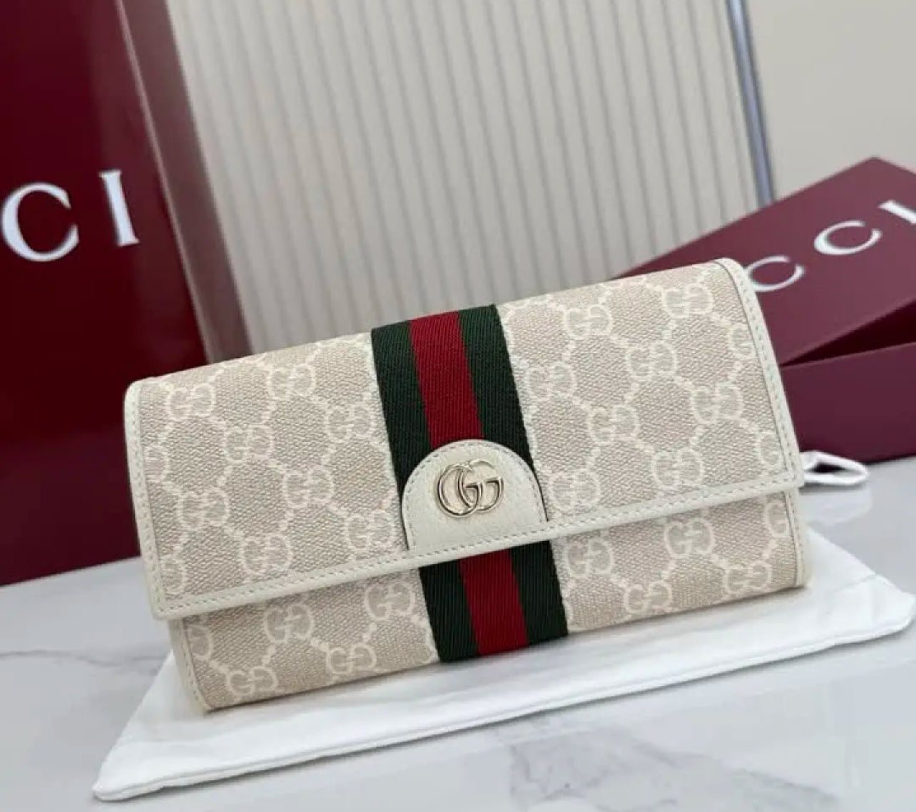 Continental Wallet