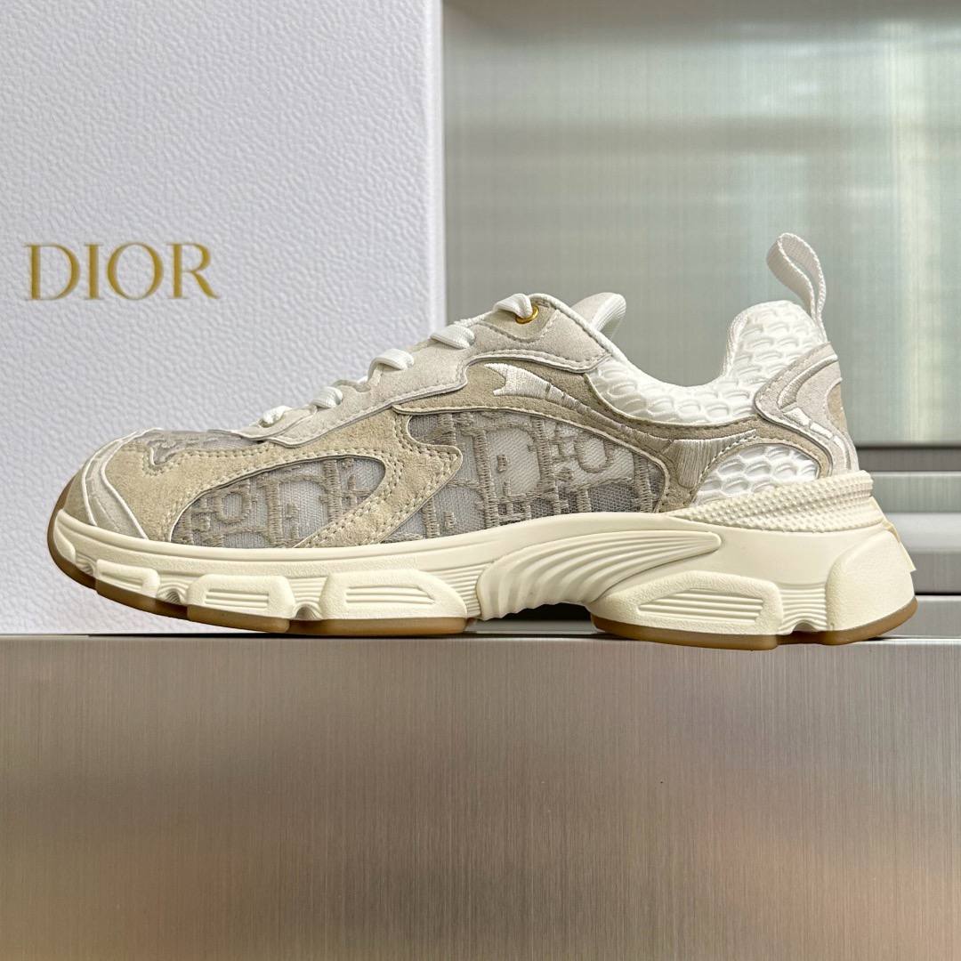 Vibe Trainers