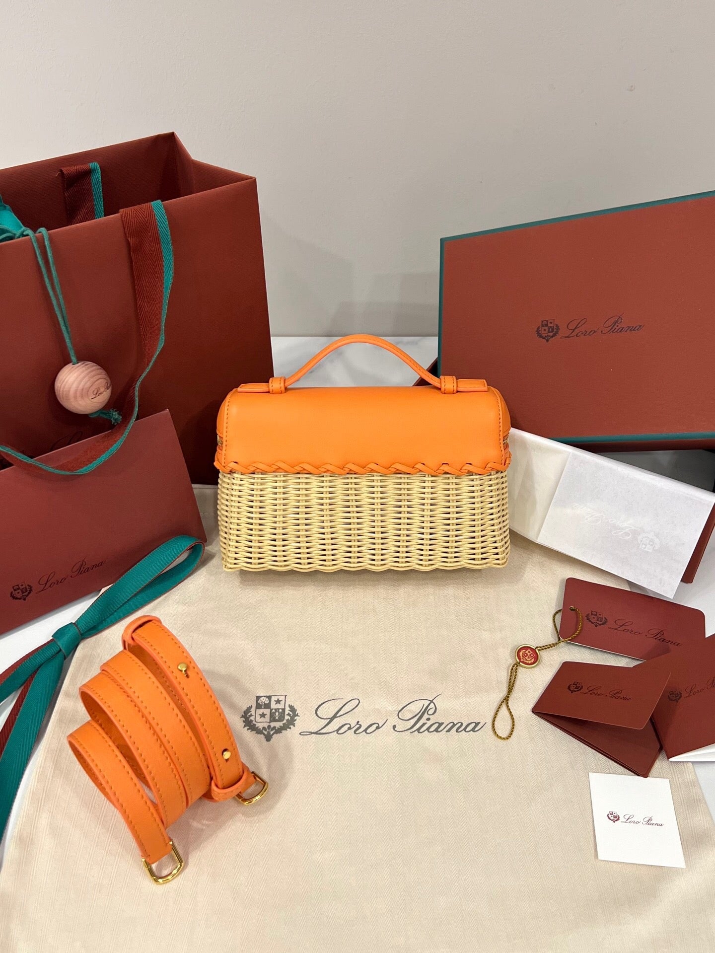 Extra Wicker Bag