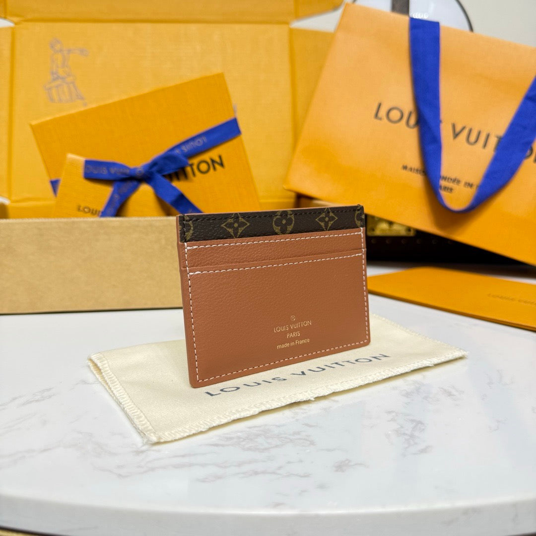 Low Key Card Holder