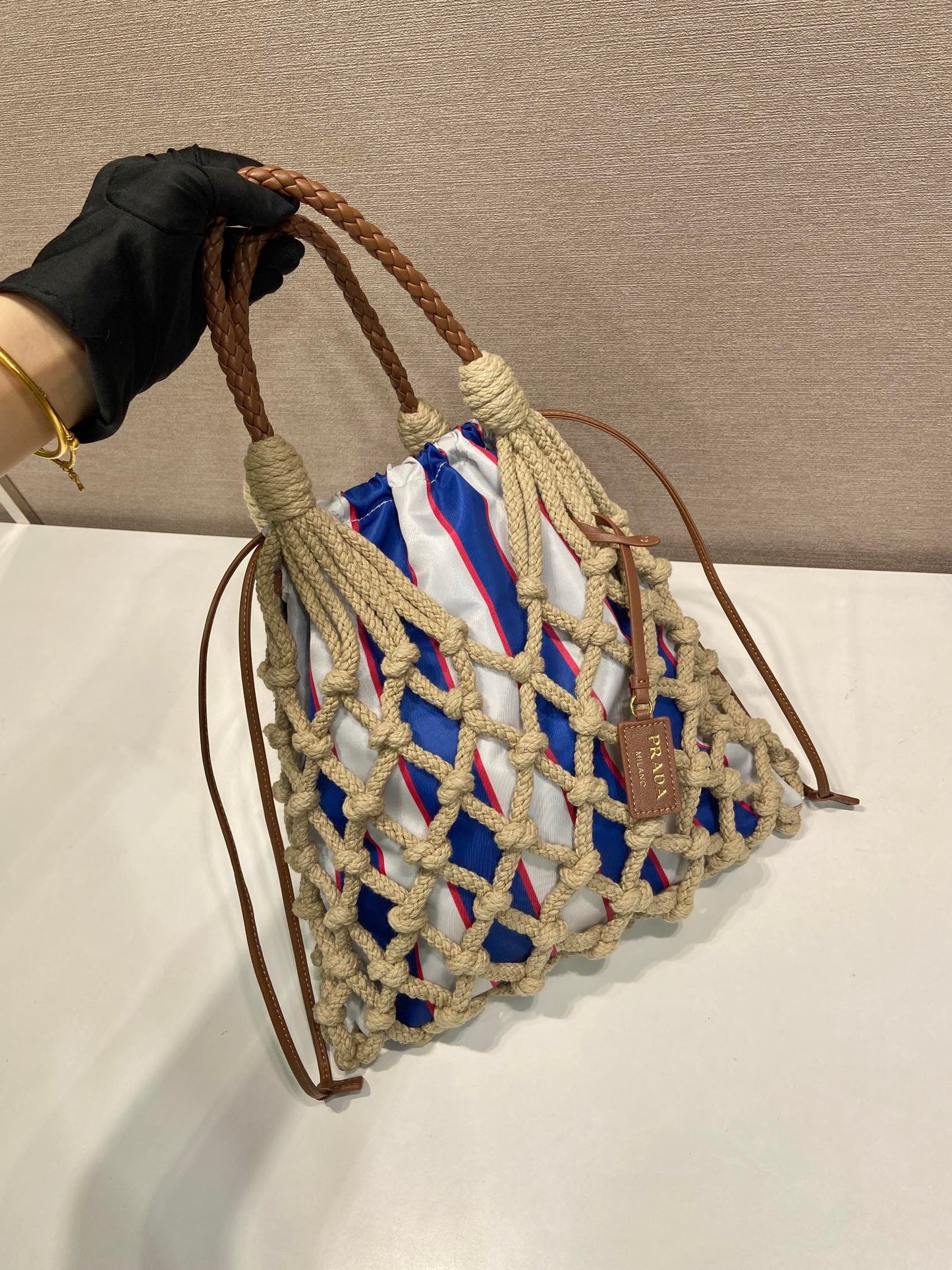 Noue Tote