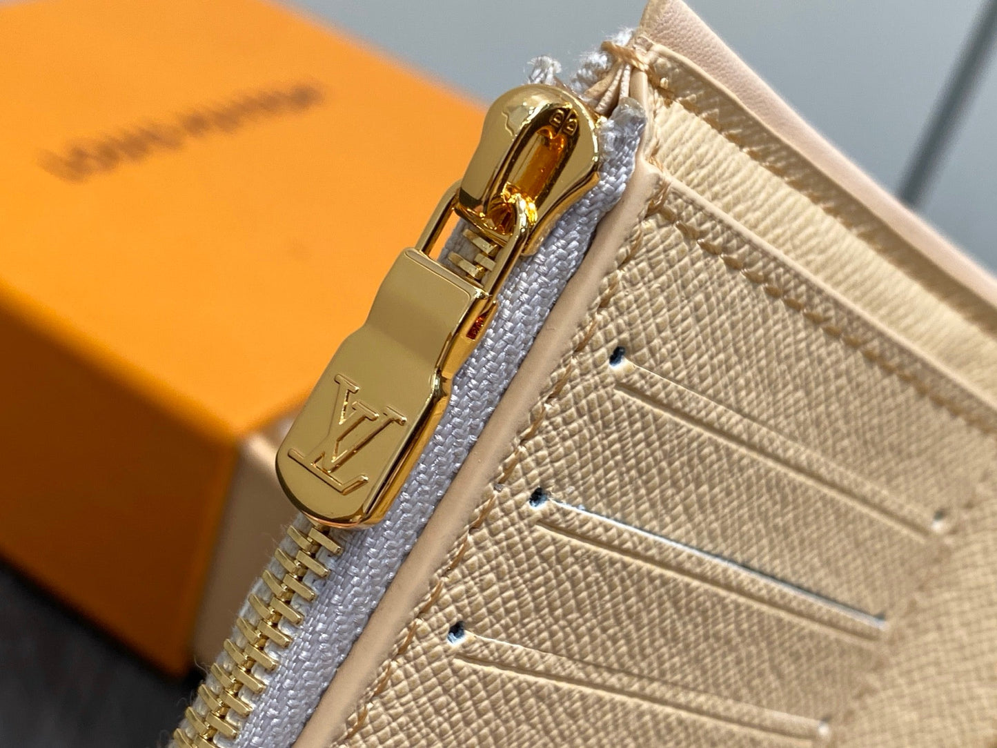 Victorine Wallet