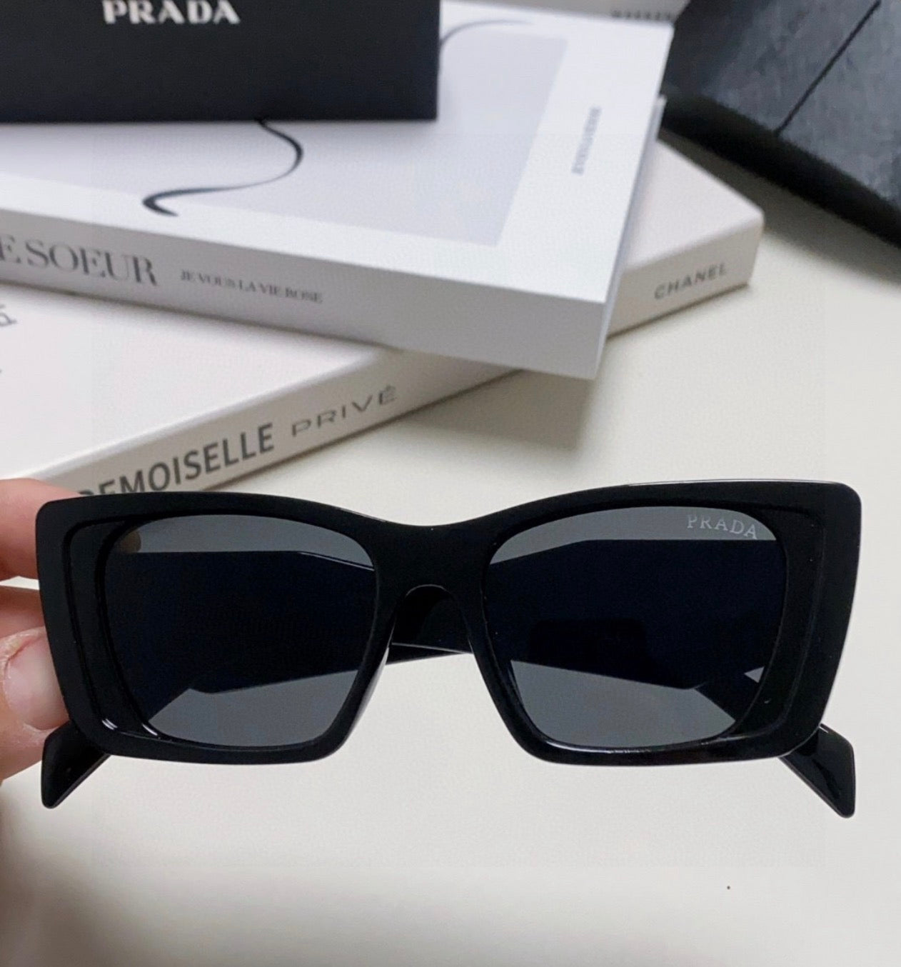Logo Sunglasses