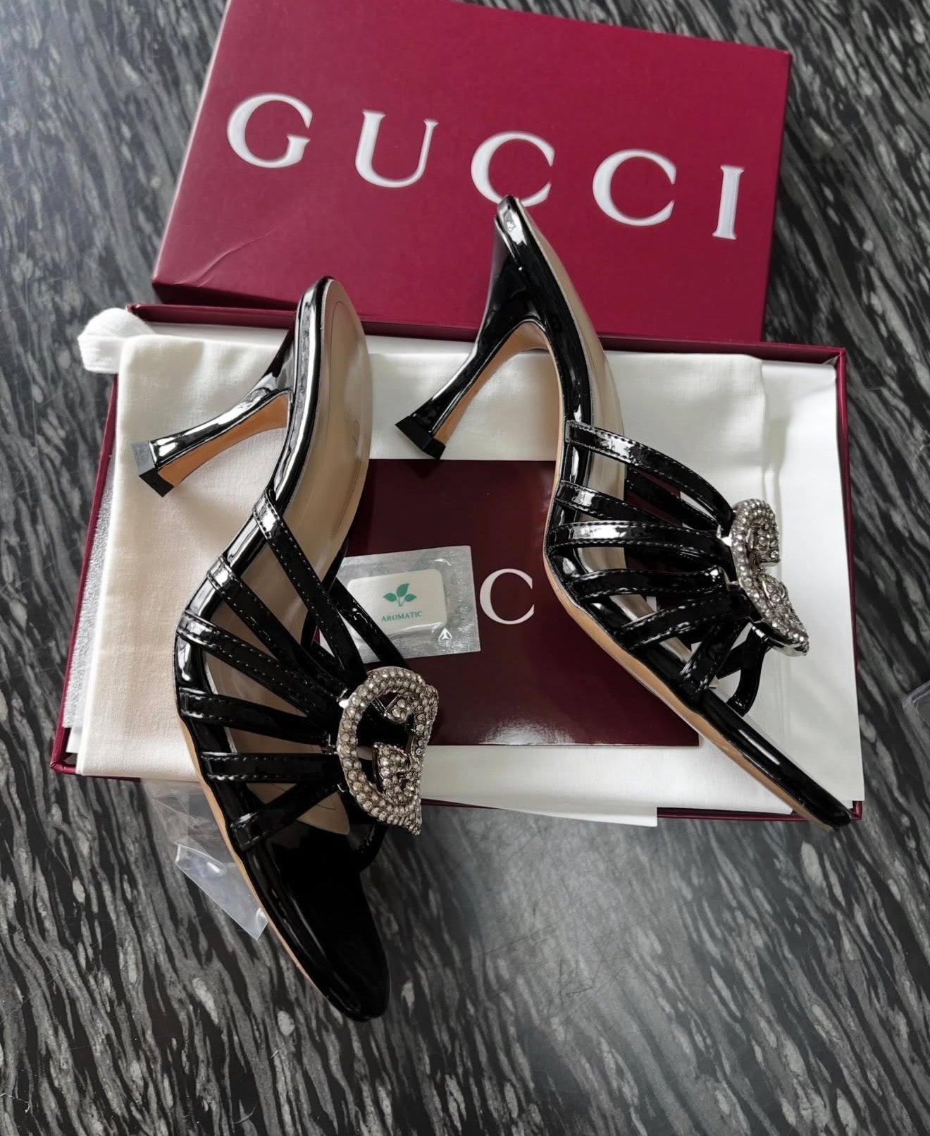 GG Sandals
