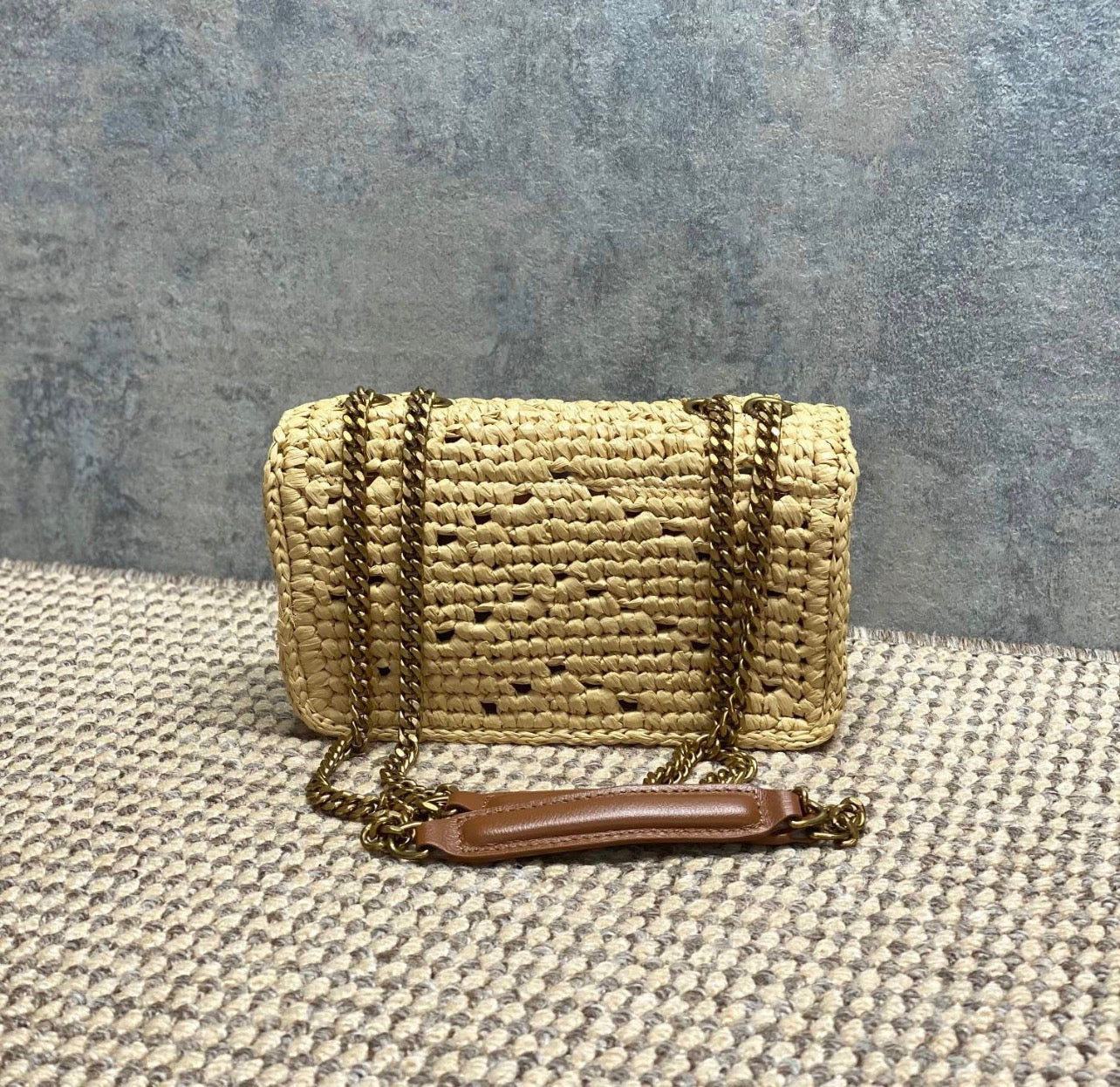 Loulou Raffia Mini