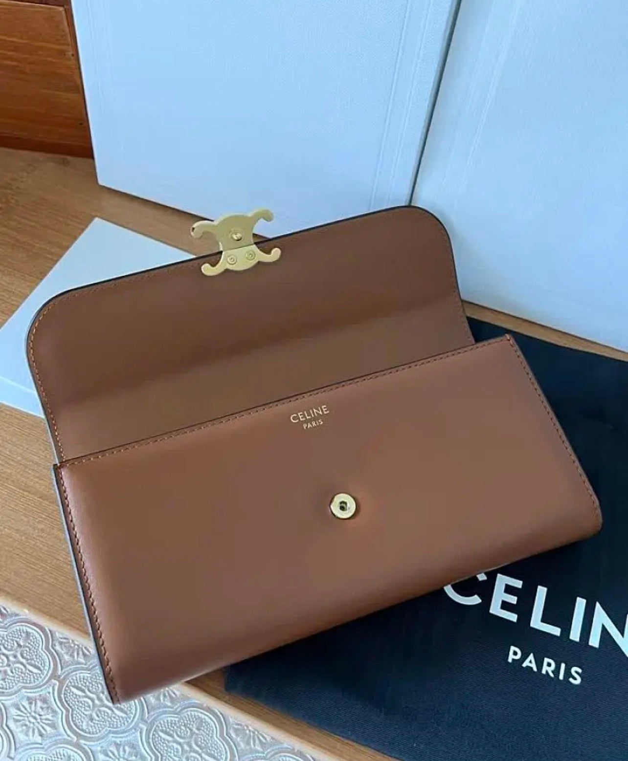 Triomphe Purse