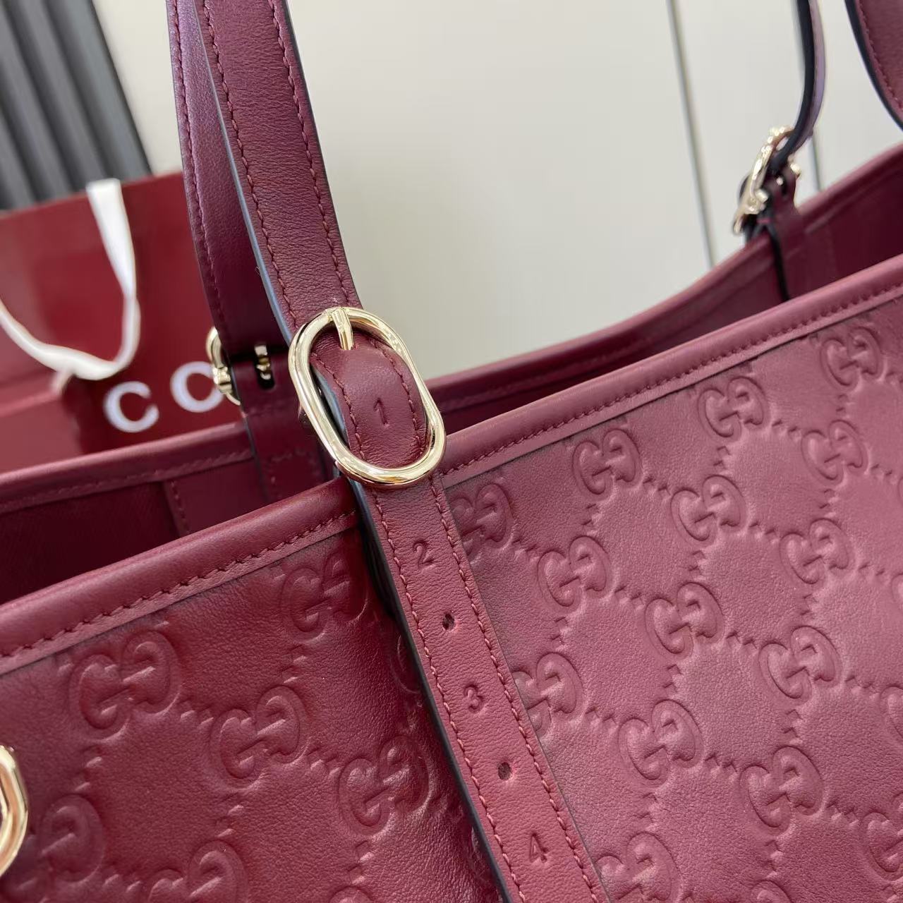 GG Tote