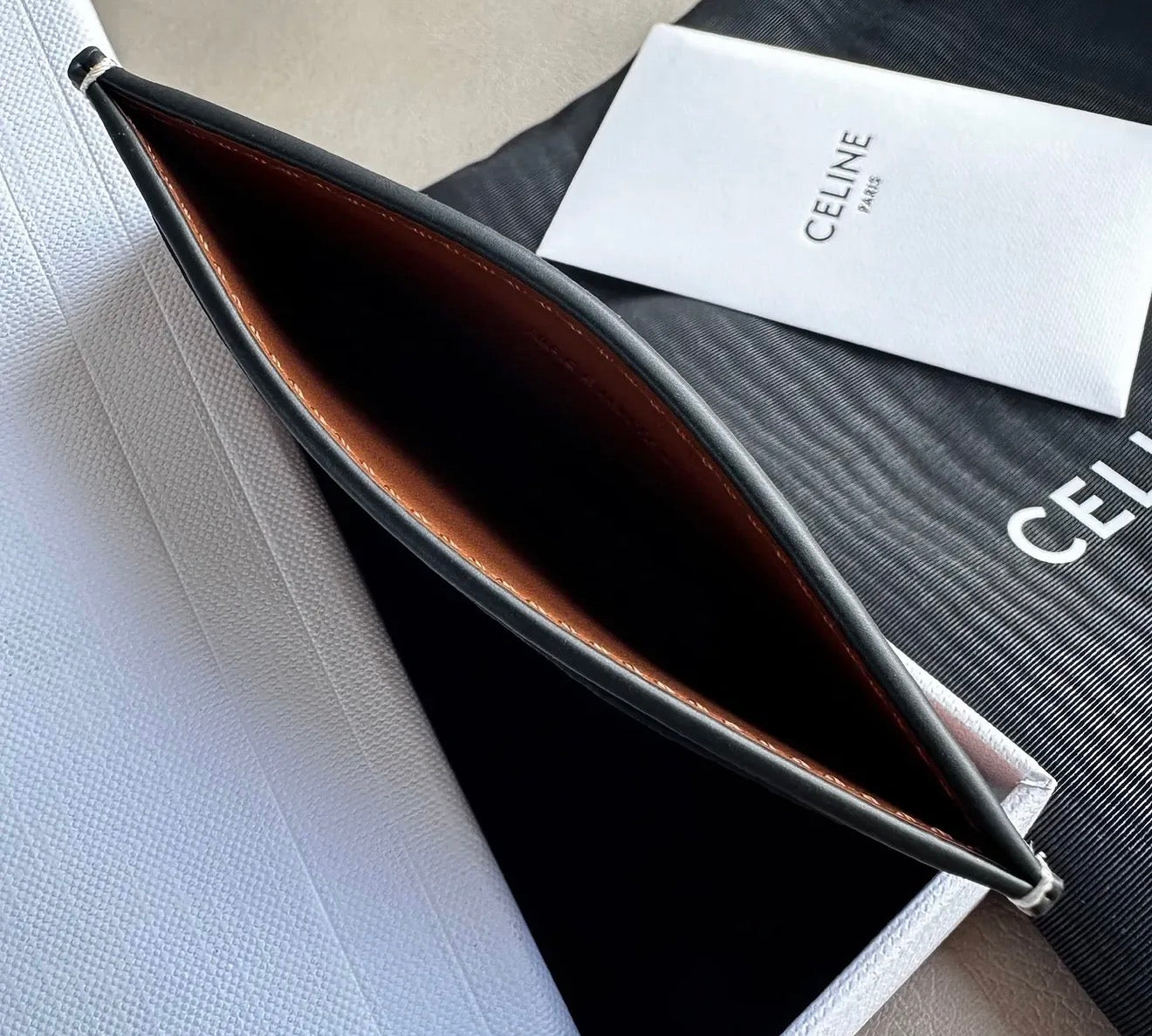 Triomphe Card Holder