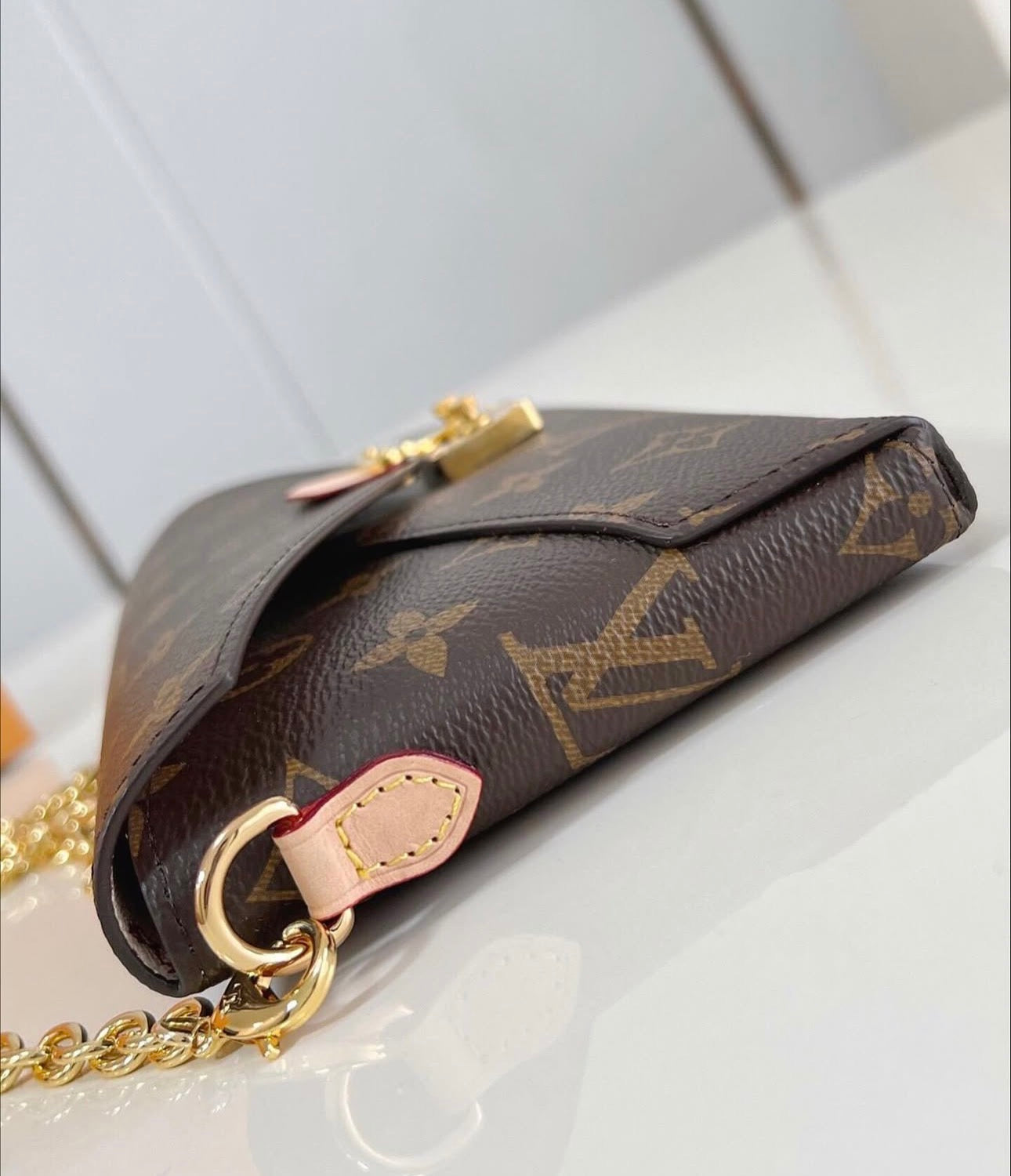 Kirigami Chain Bag