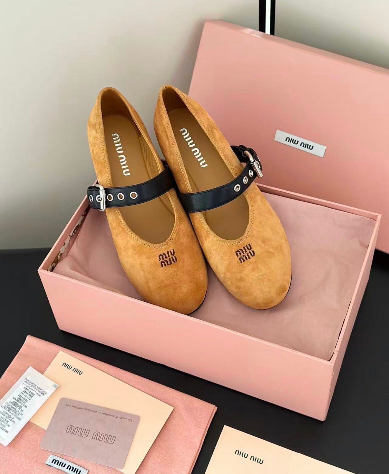 Suede Pumps