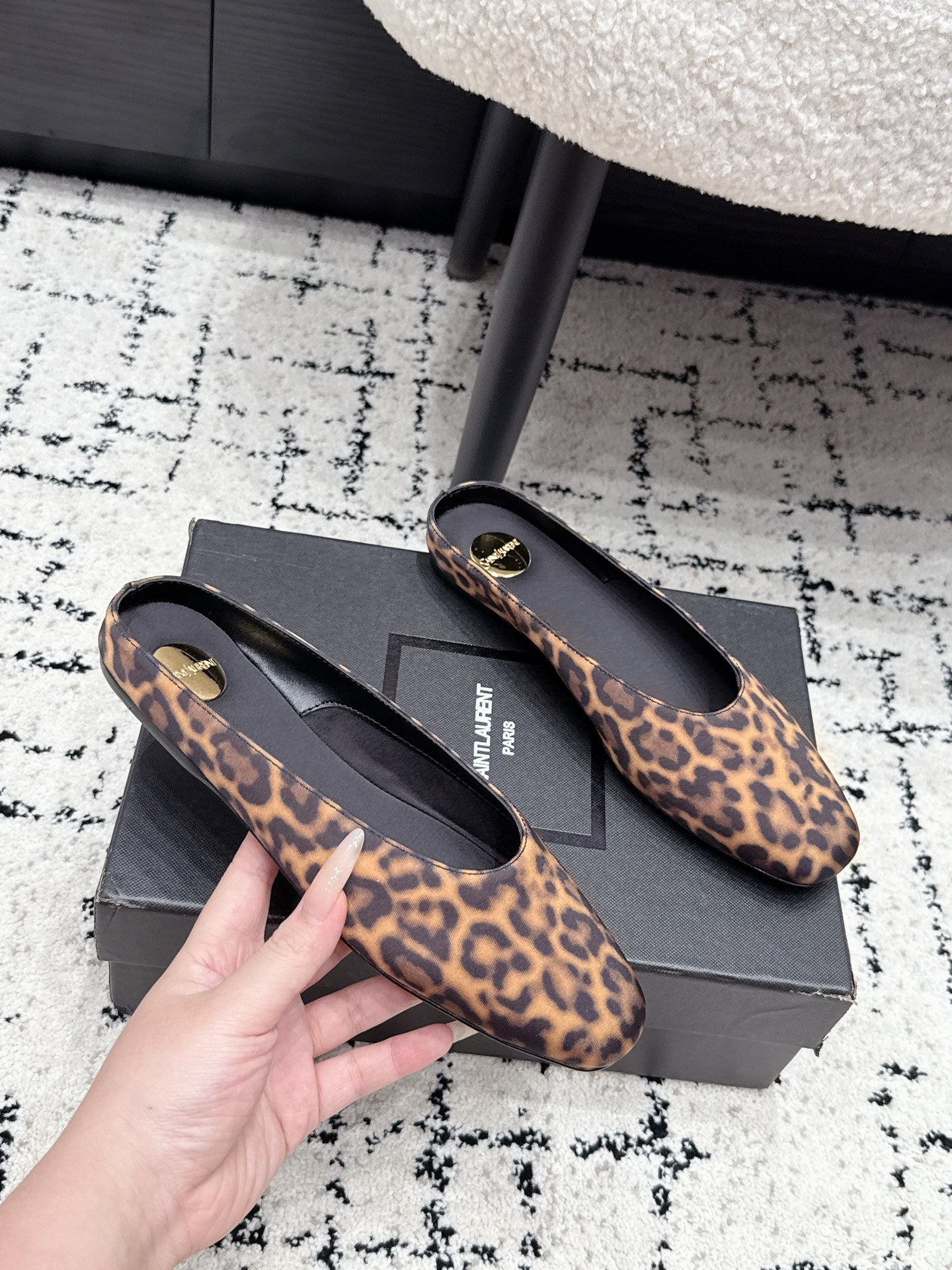 Leather Pumps
