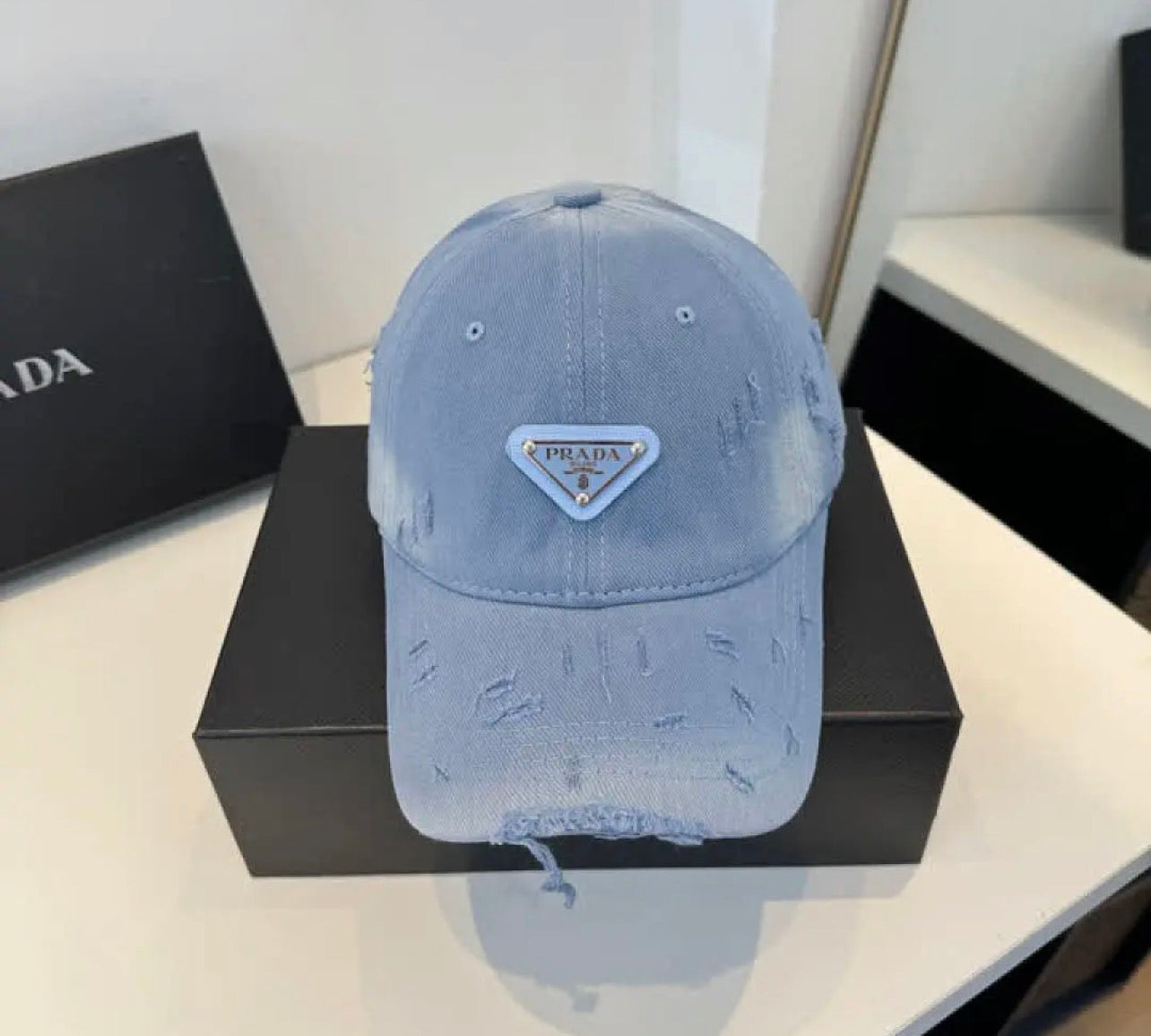 Logo Cap