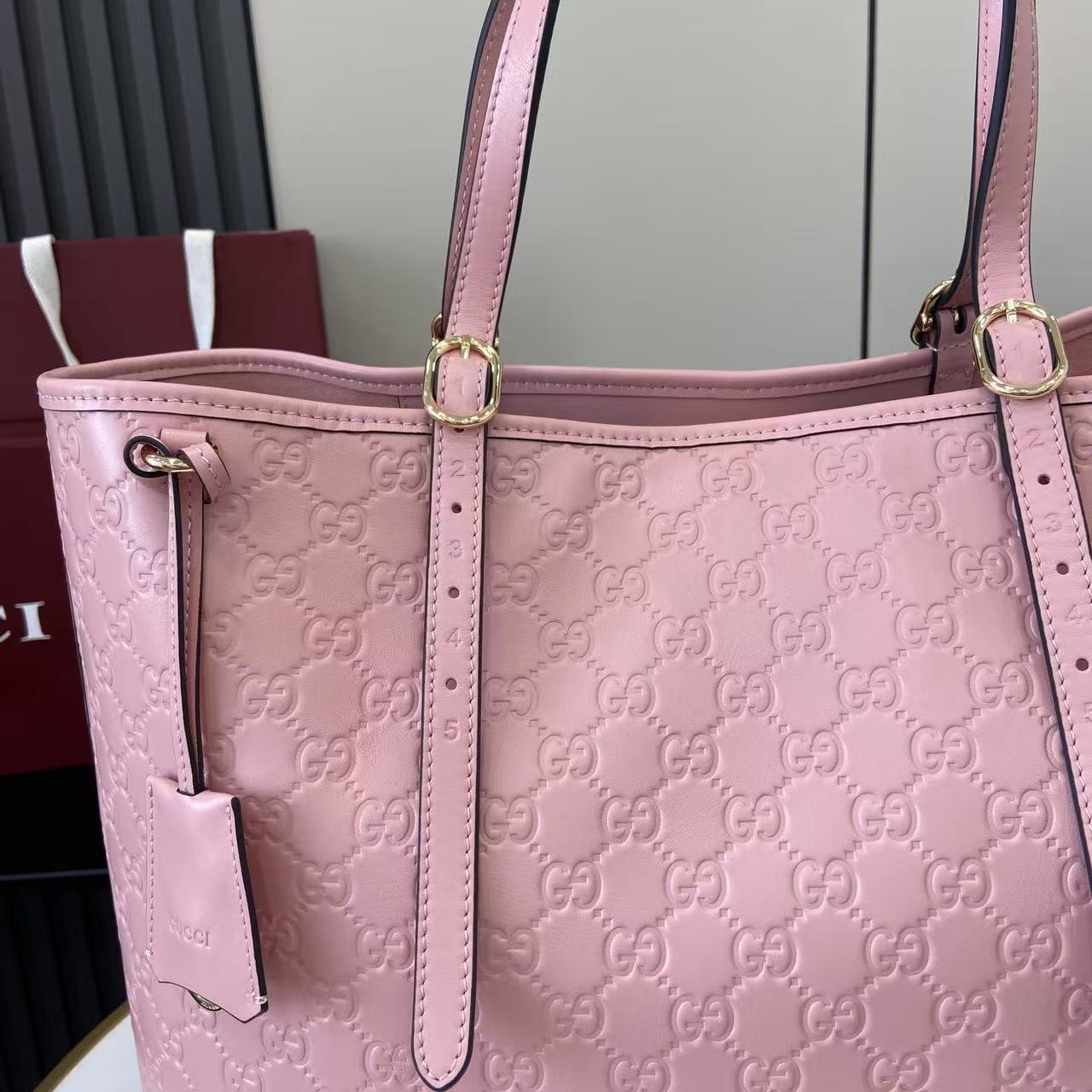 GG Tote