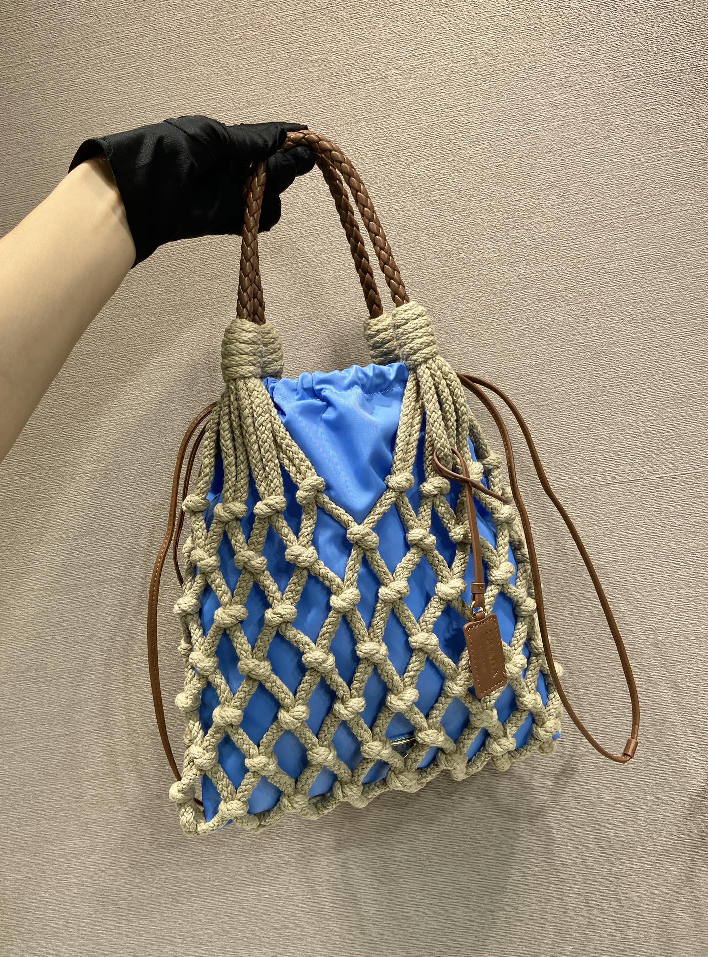 Noue Tote