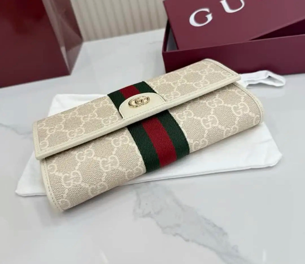 Continental Wallet
