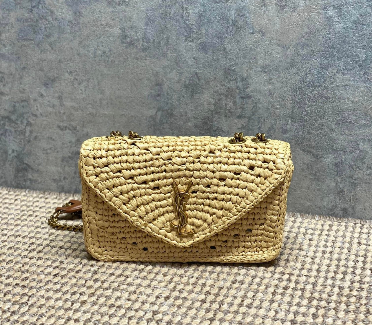 Loulou Raffia Mini