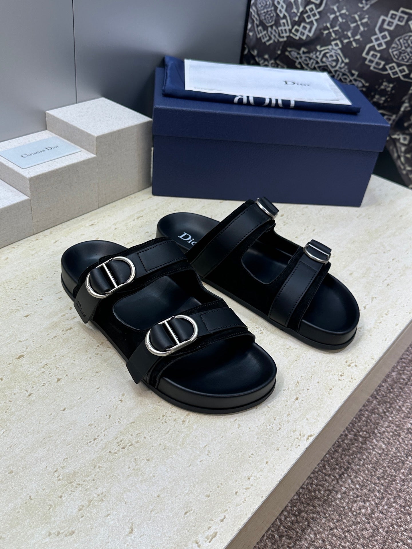 CD Sandals