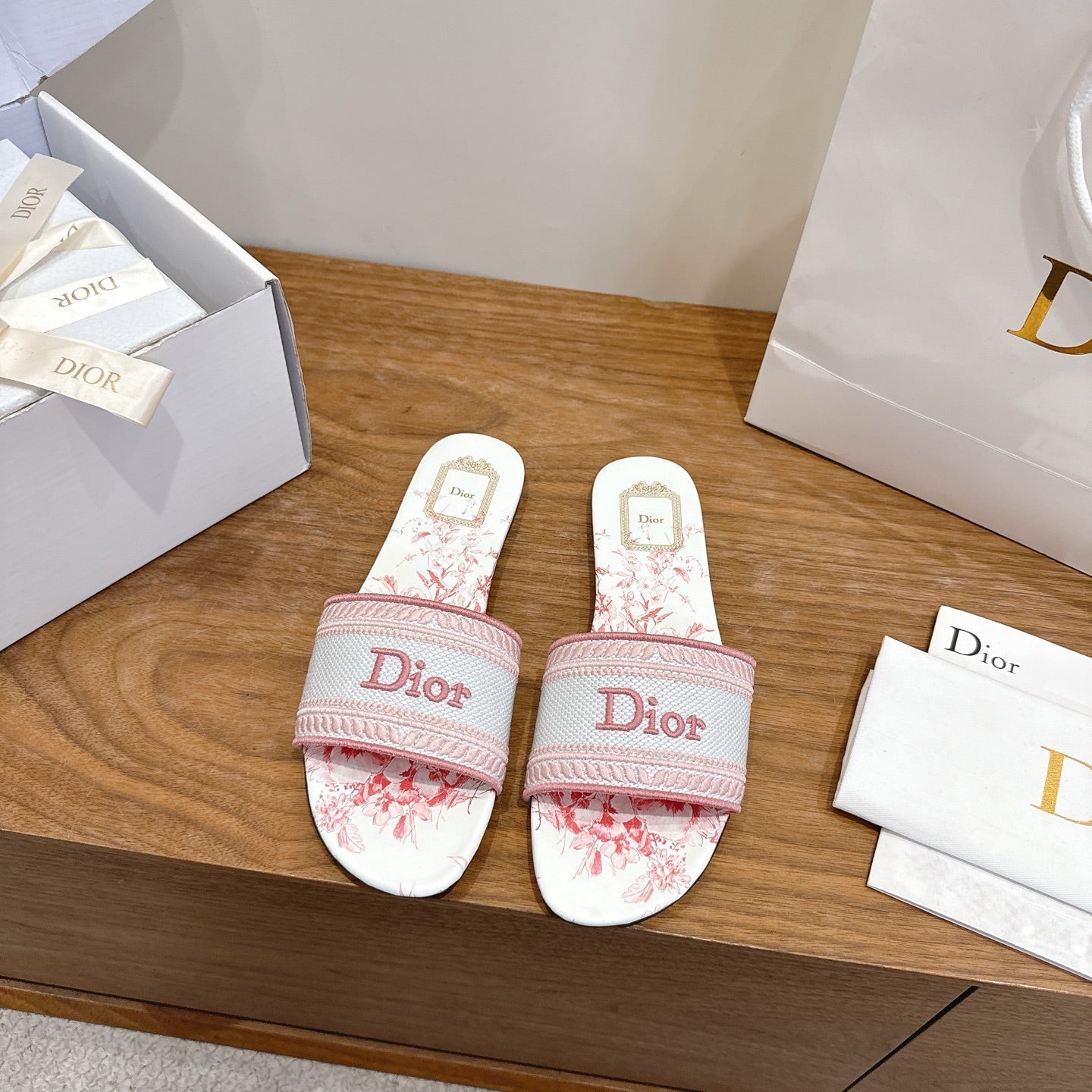 Dway Mules