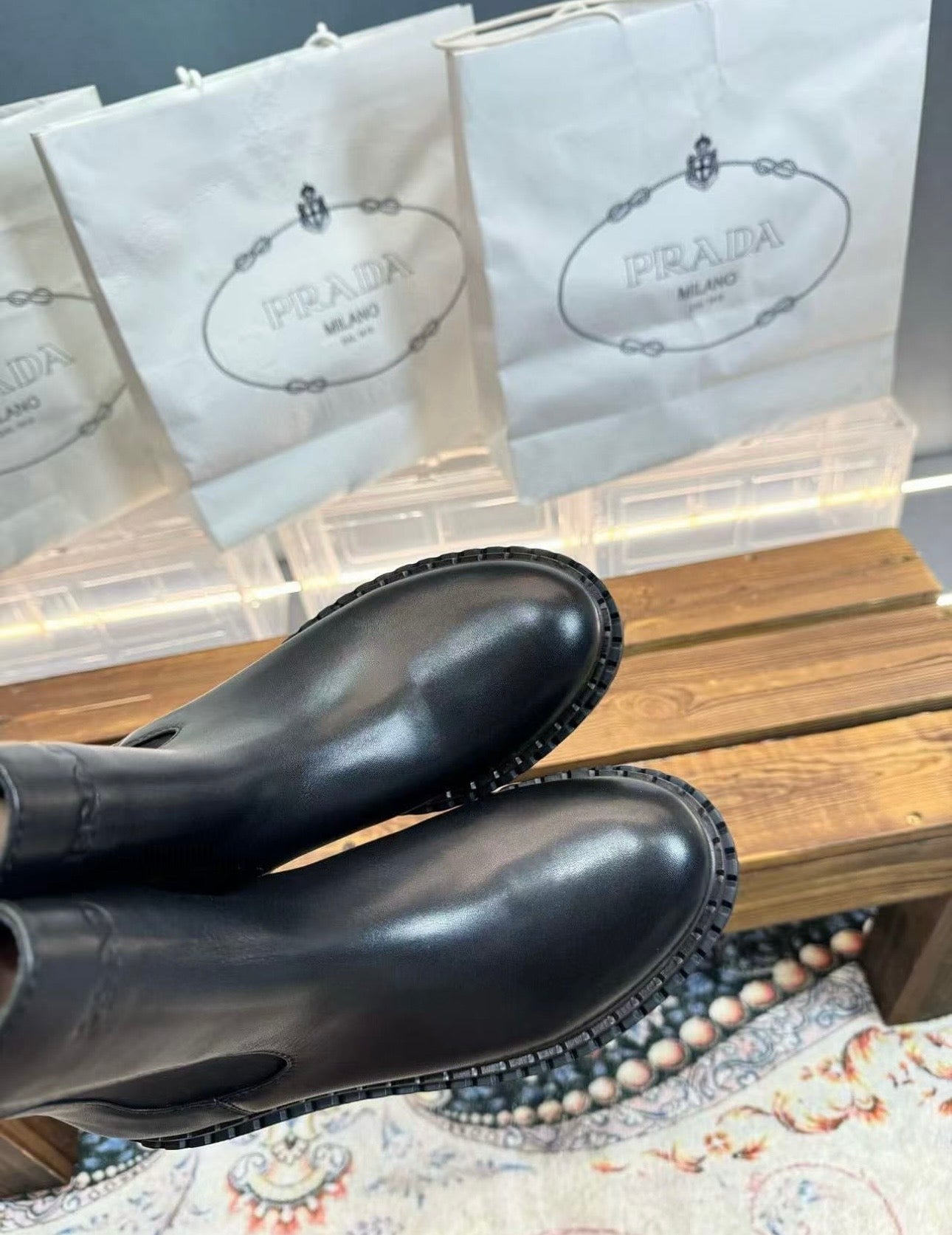 Logo Boots