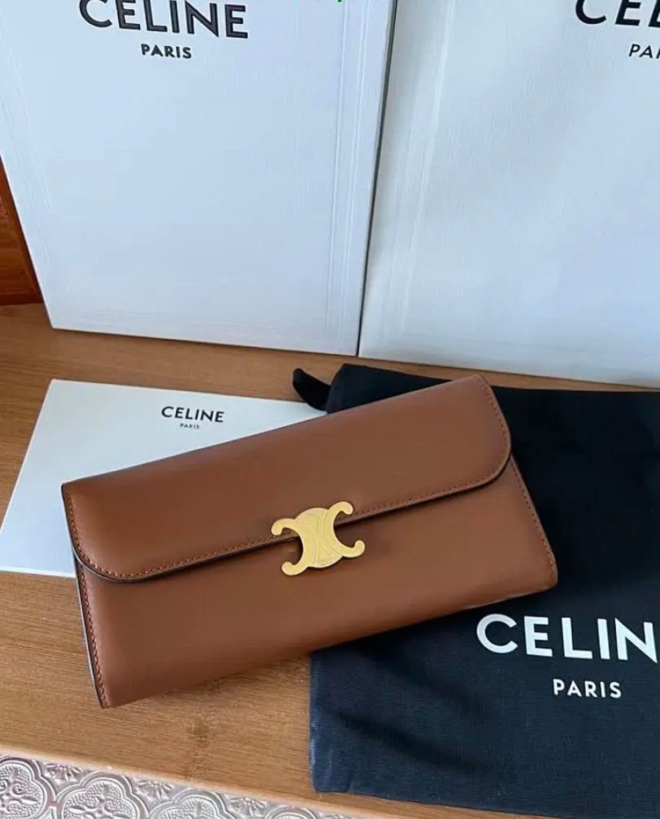 Triomphe Purse