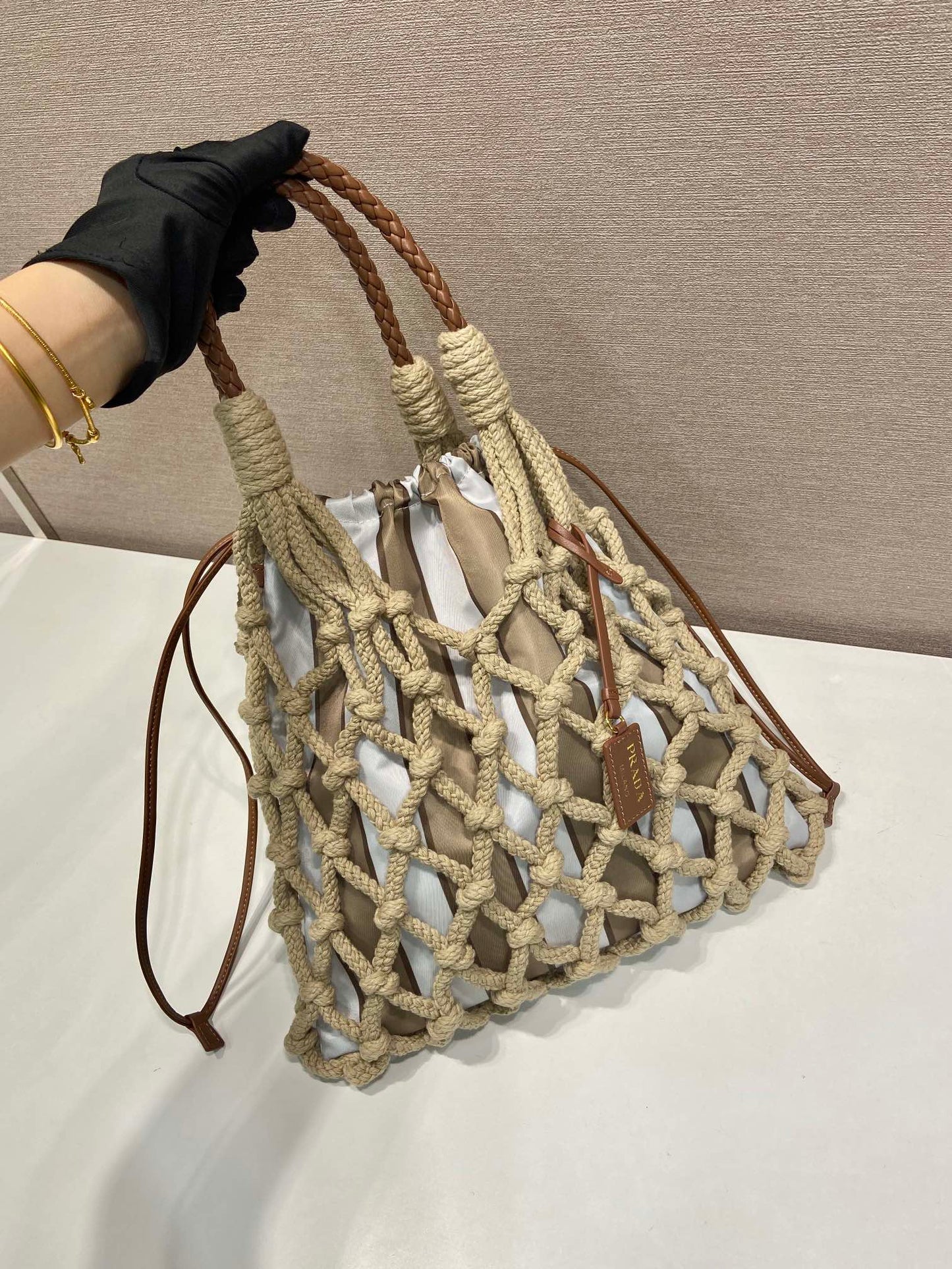 Noue Tote
