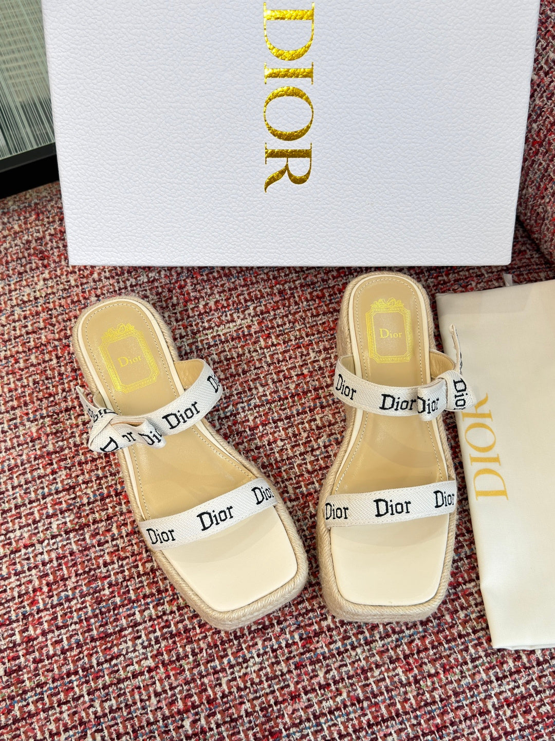 Cotton Wedges