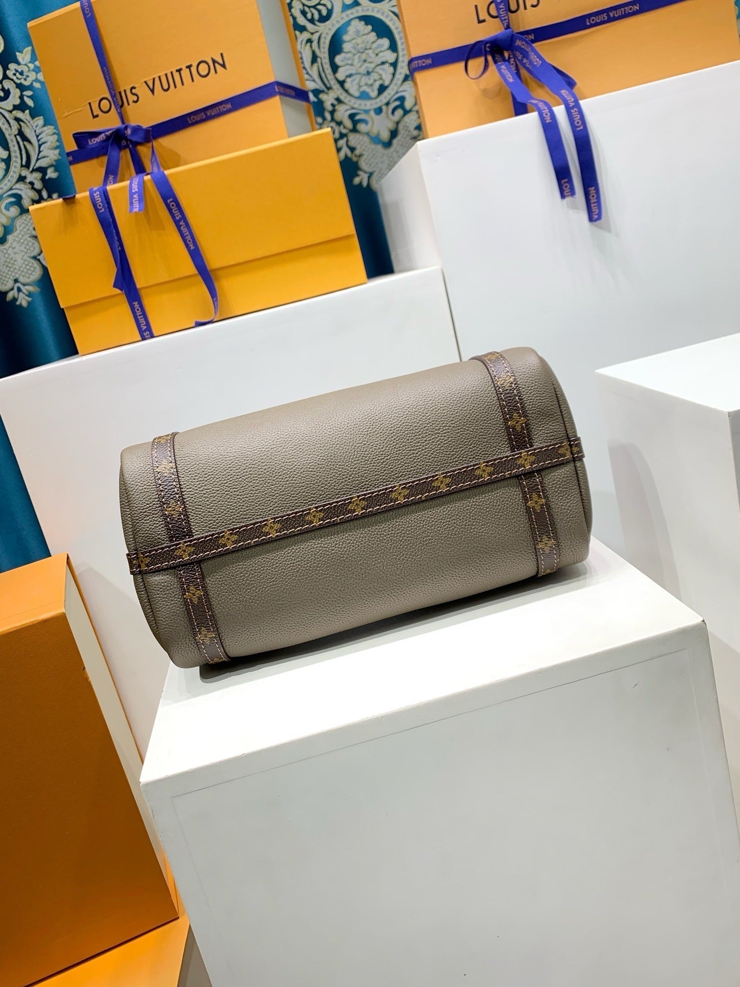Express Medium Bag