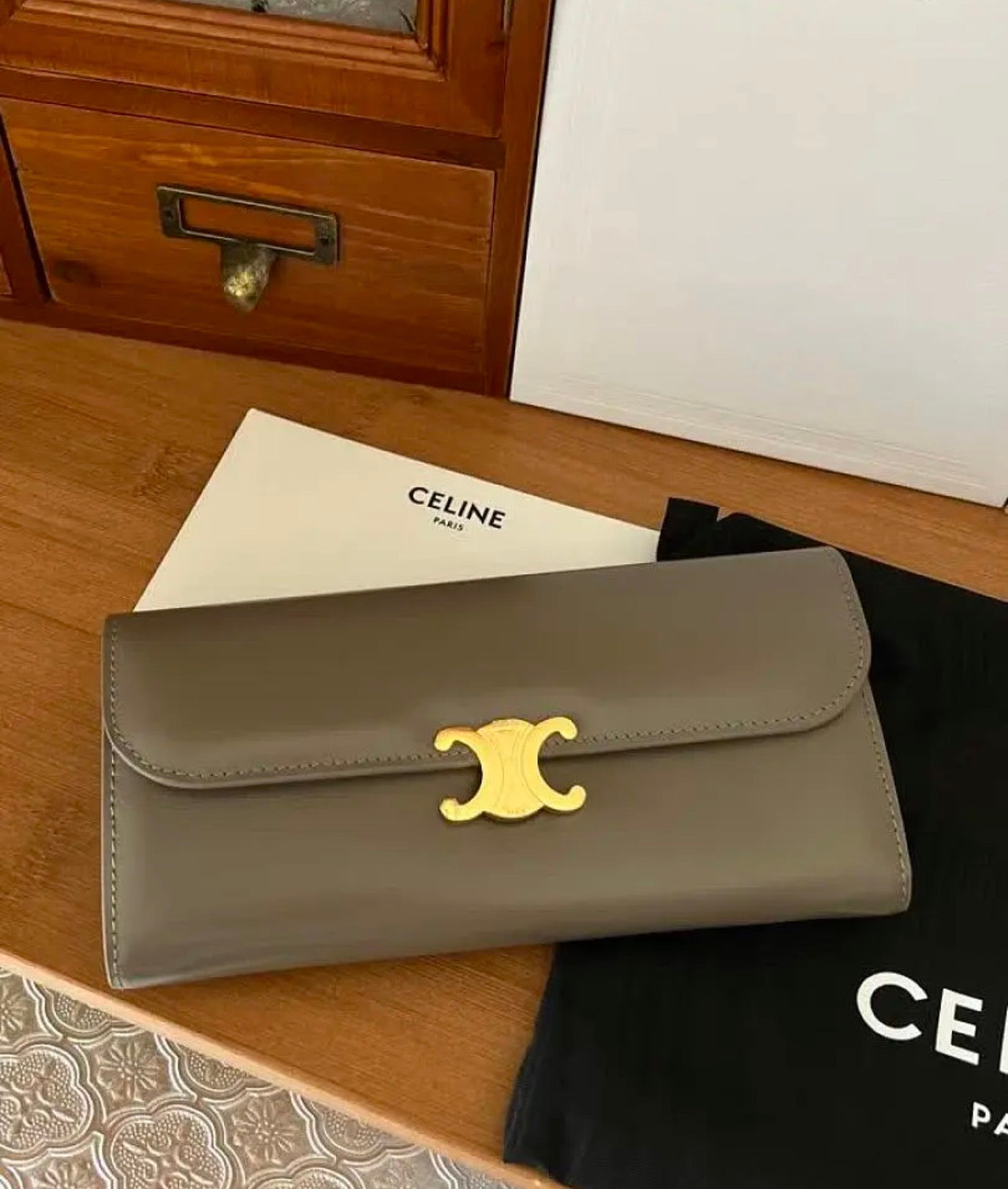 Triomphe Purse