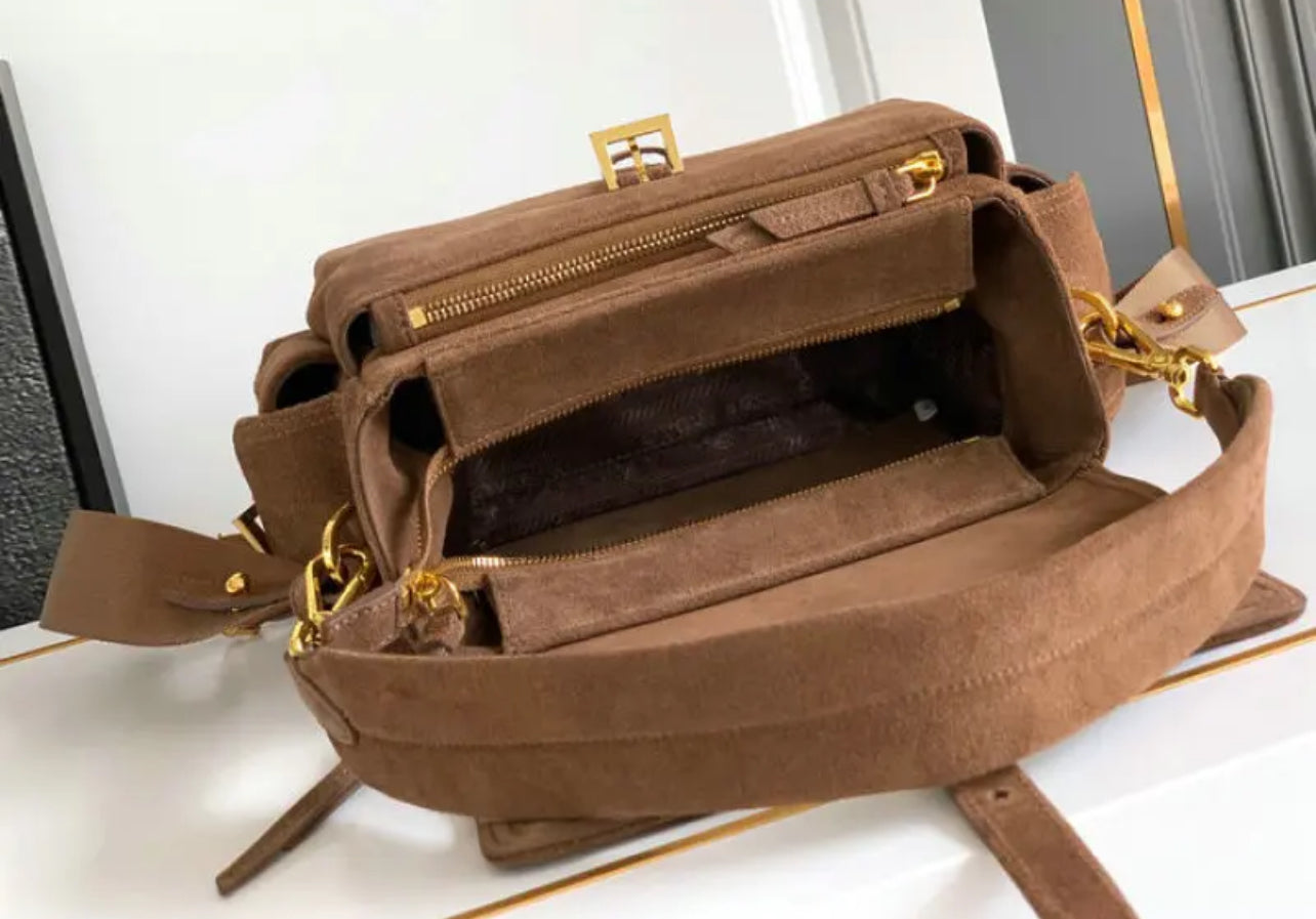 Explore Tote