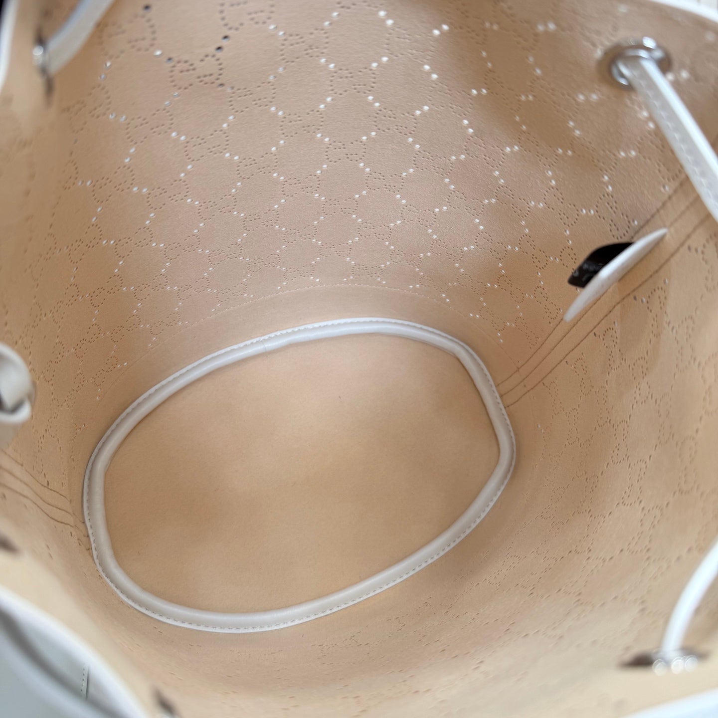 Venice Small Bucket Bag